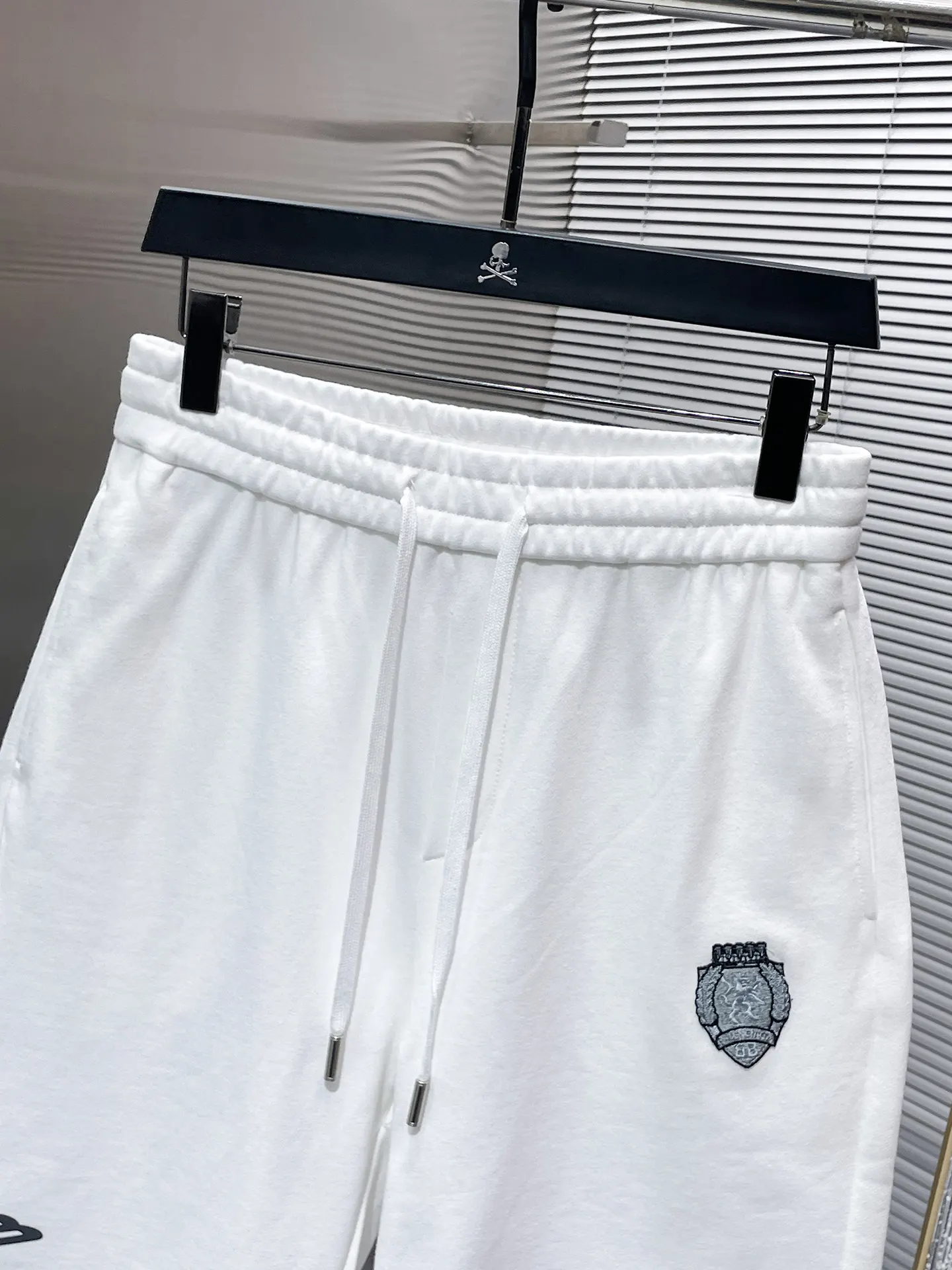 Embroidered French Terry Cotton Shorts D20012441 — view 4