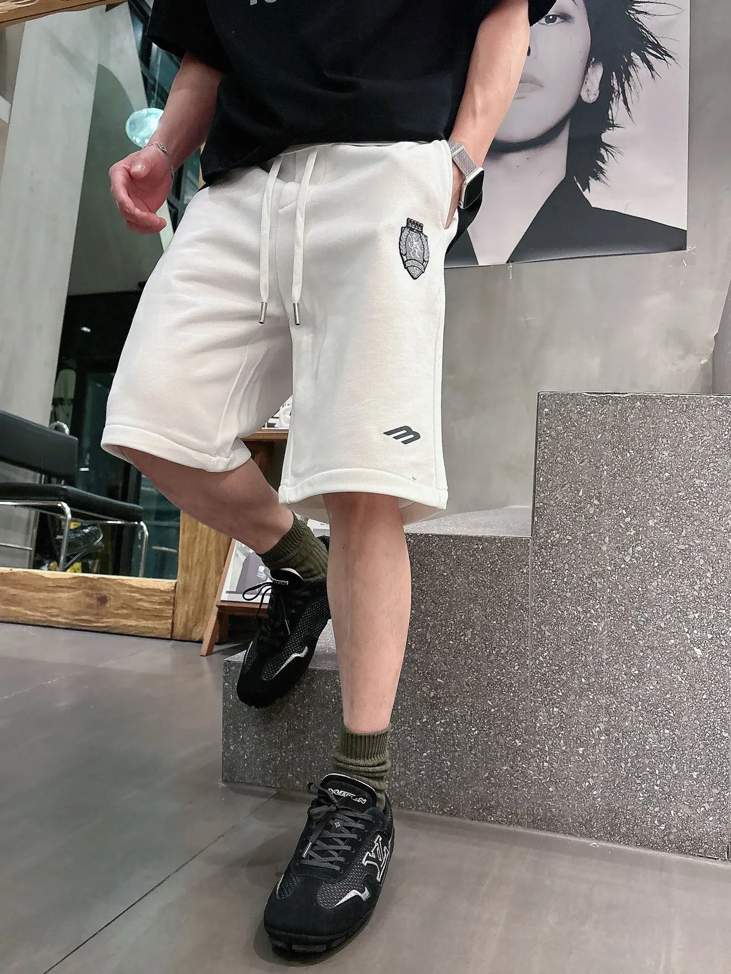 Embroidered Cotton-Jersey Sweat Shorts D20012454 — view 2