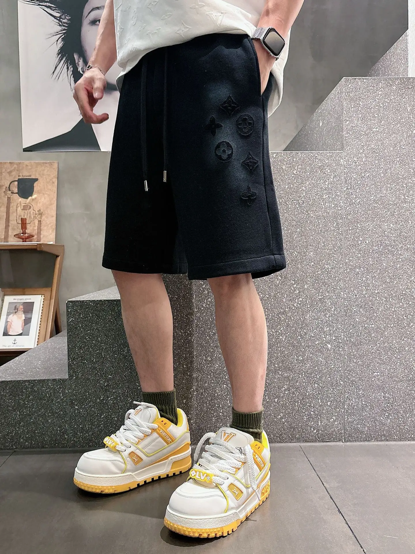 Monogram Burnout Jersey Shorts D21012449 — view 7