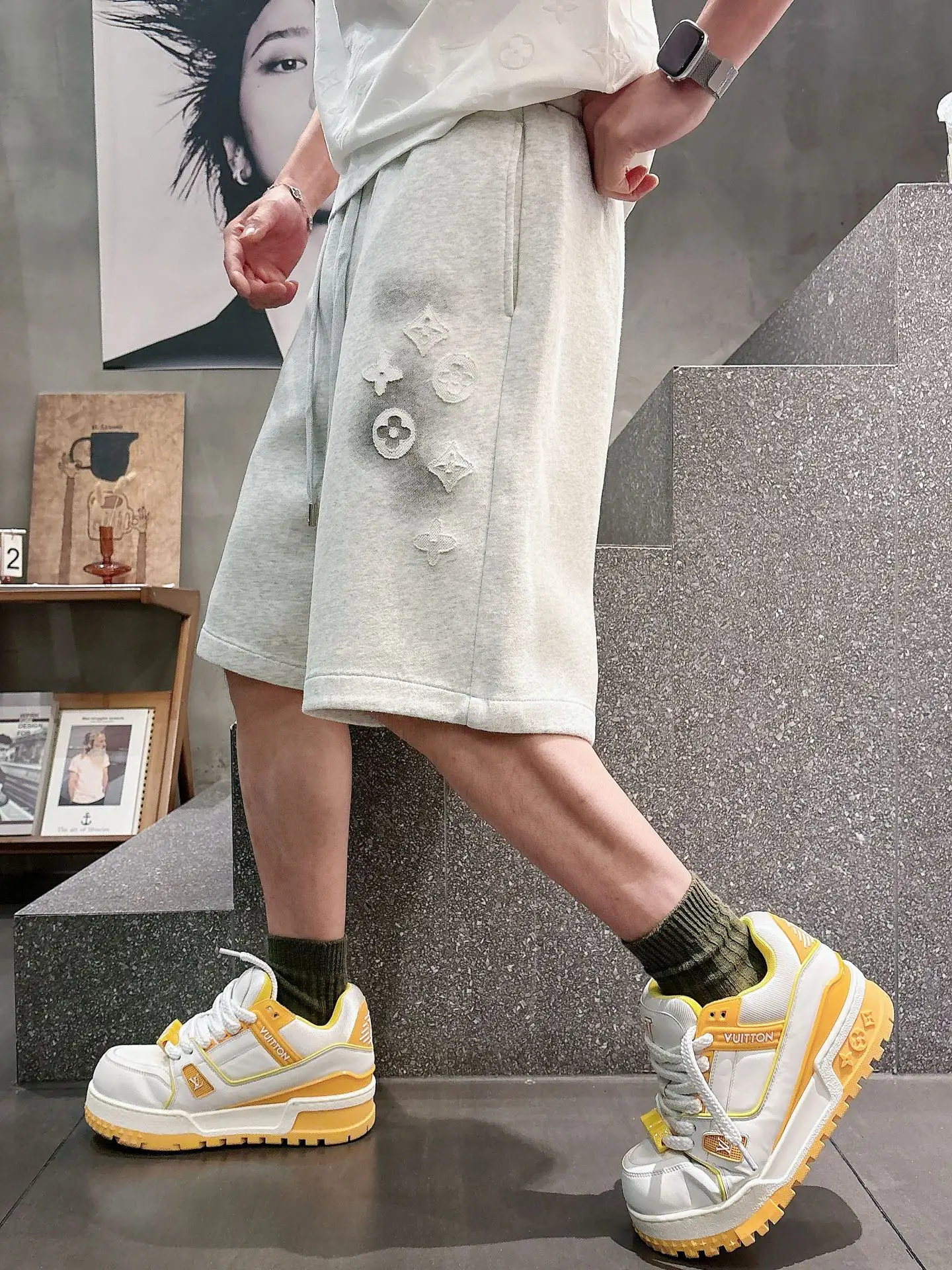 Monogram Laser-Cut Jersey Shorts D21012448 — view 2