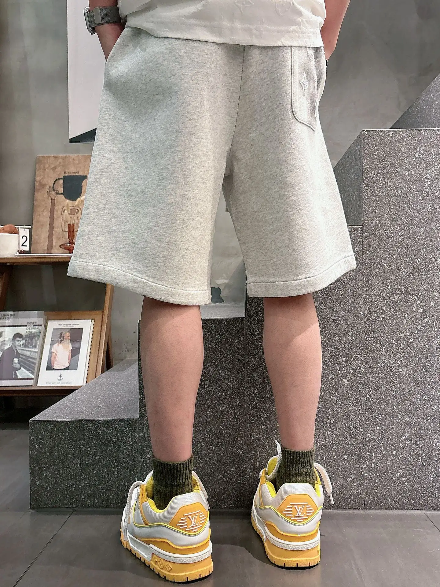 Monogram Laser-Cut Jersey Shorts D21012448 — view 4