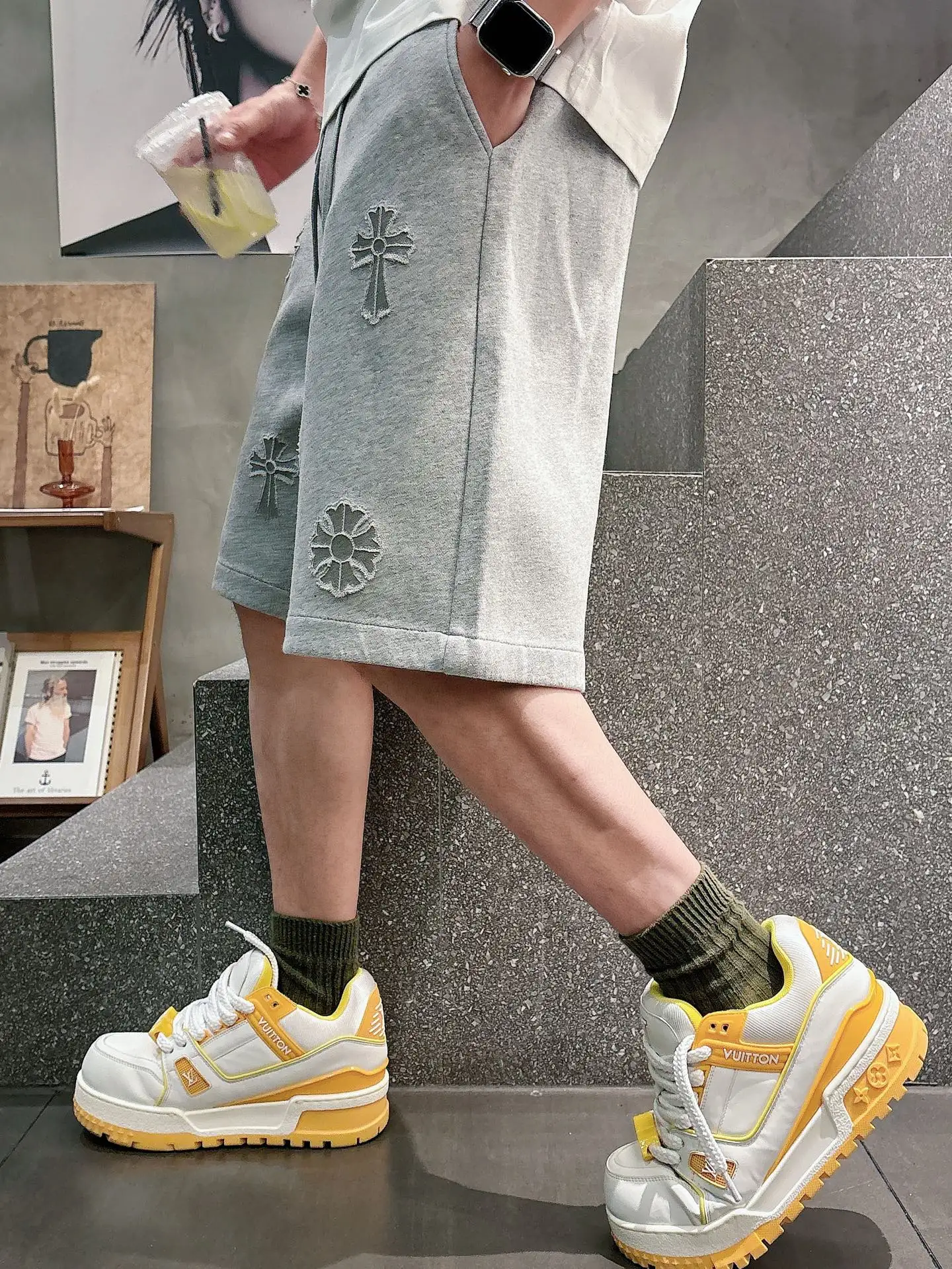 Laser-Cut Logo Cotton-Blend Shorts D21012446 — view 6