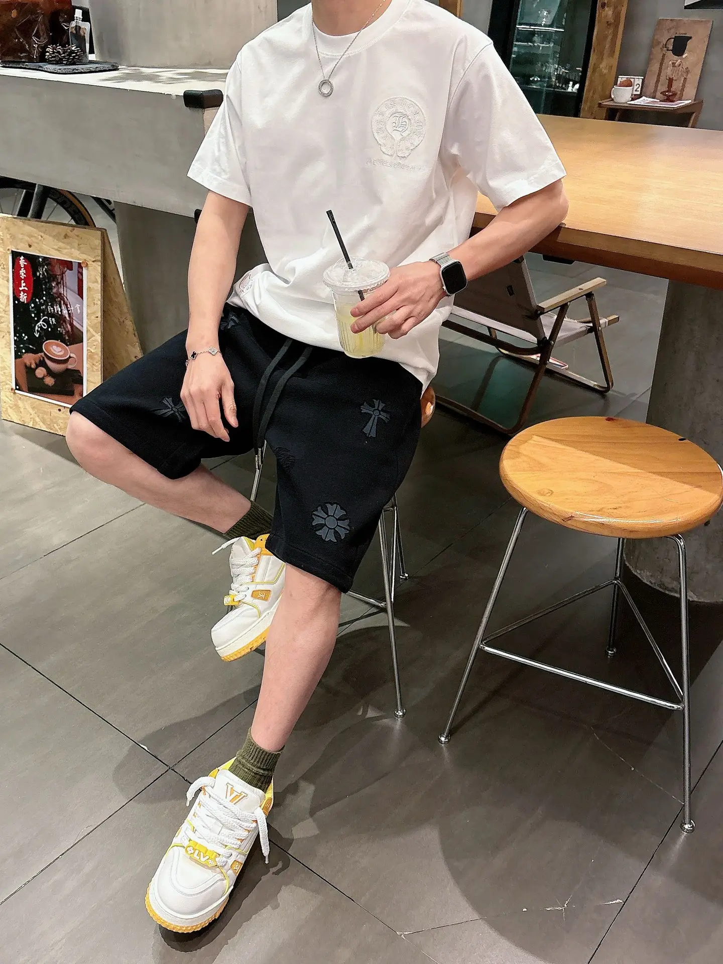 Laser-Burned Logo Cotton Shorts D21012447 — view 8