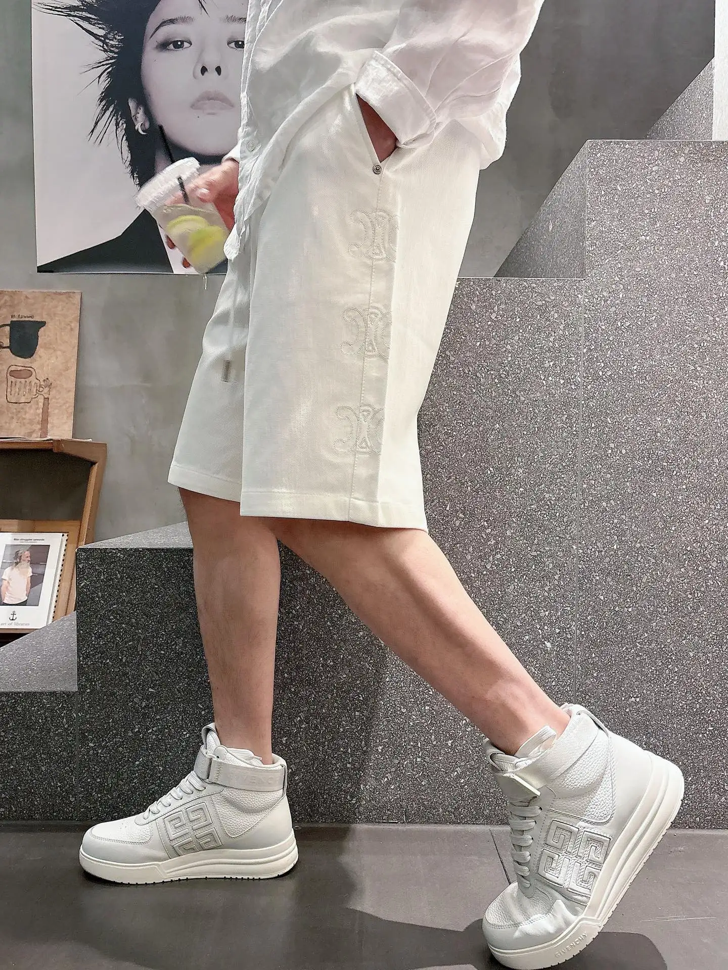Embossed Logo Denim Drawstring Shorts D18011440 — view 4
