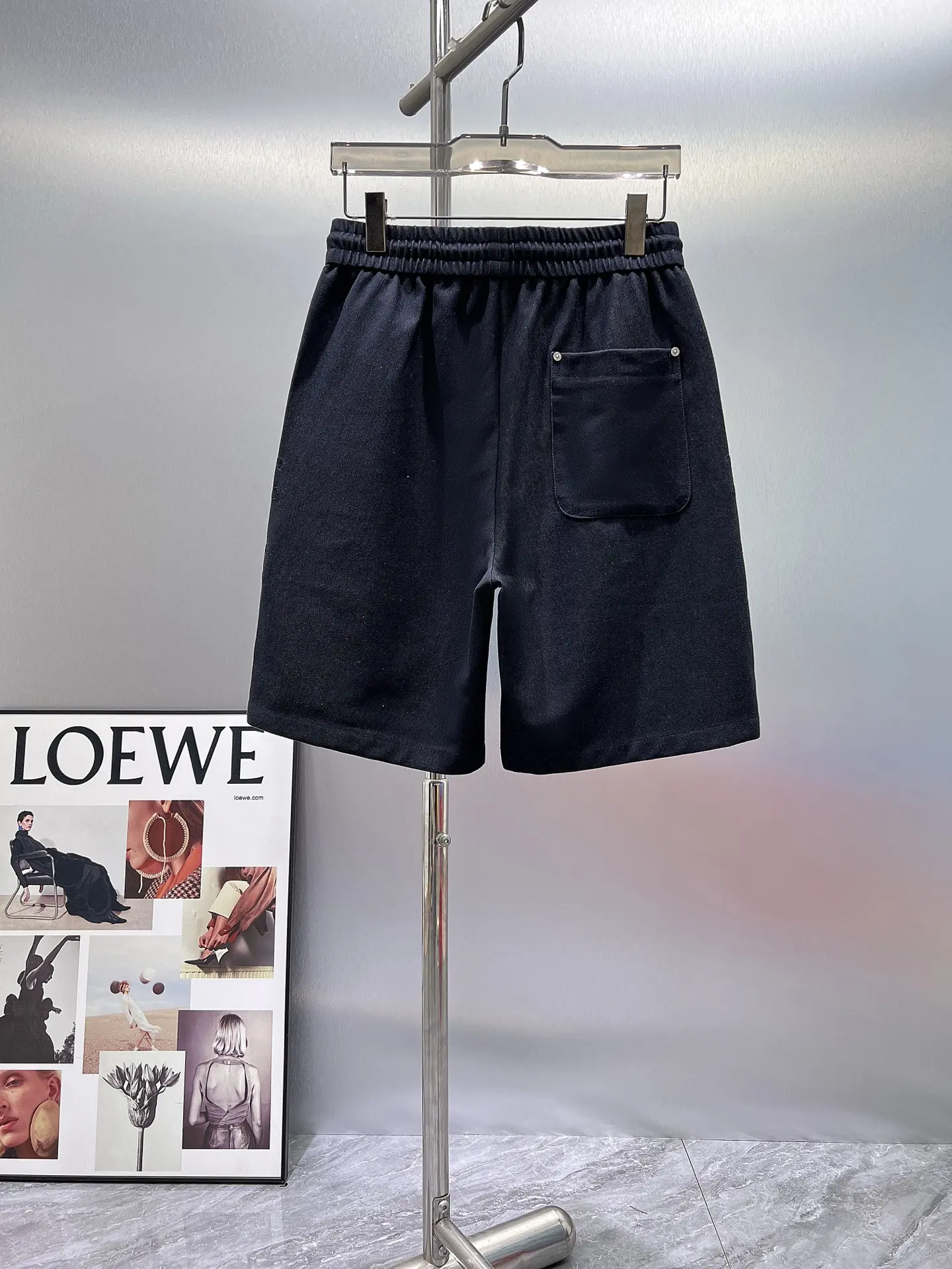 Shorts Logo D21012415 — view 2