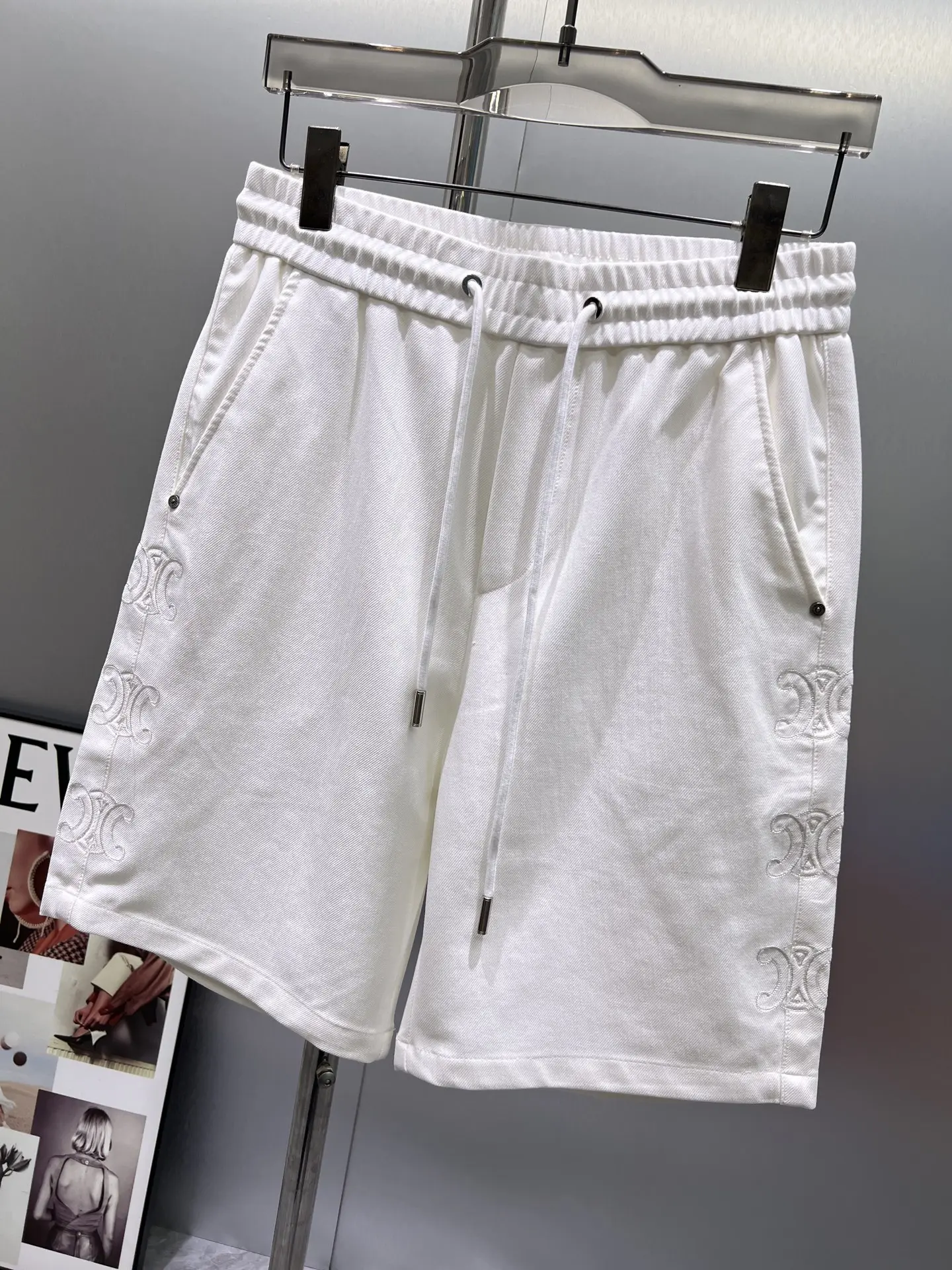 Shorts Logo D21012414 — view 4
