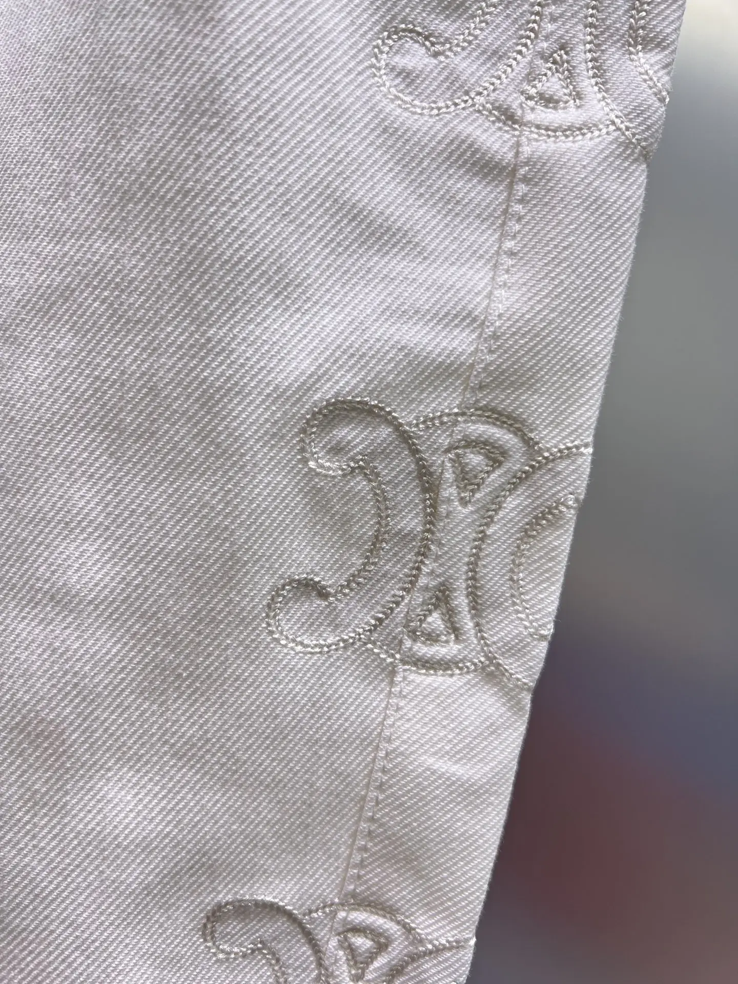 Shorts Logo D21012414 — view 6