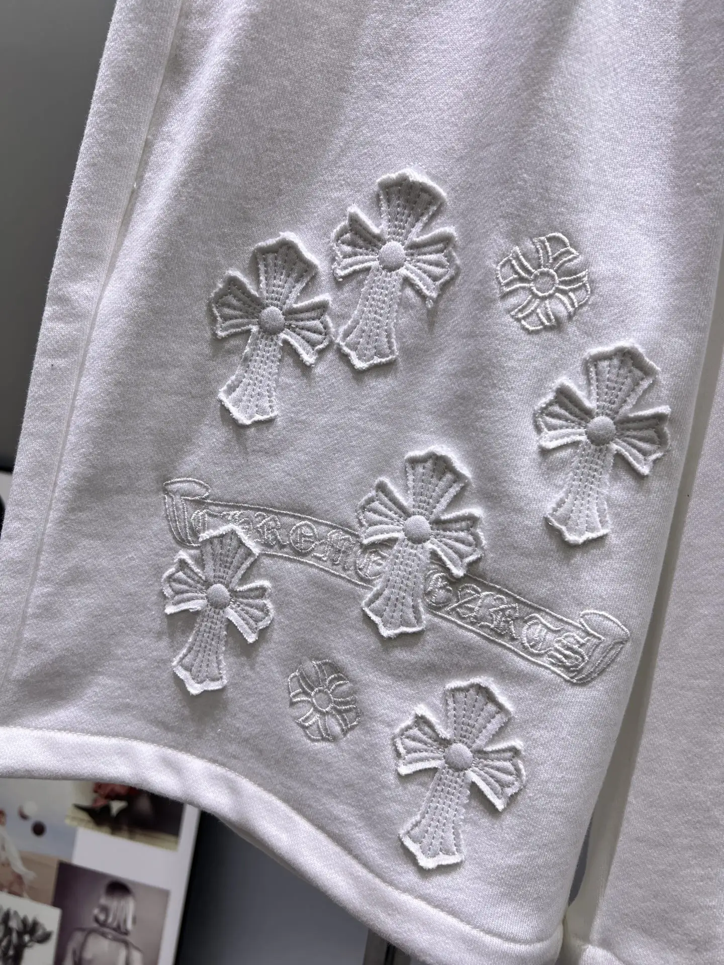 Embroidered Logo Cotton-Jersey Shorts D21012420 — view 7