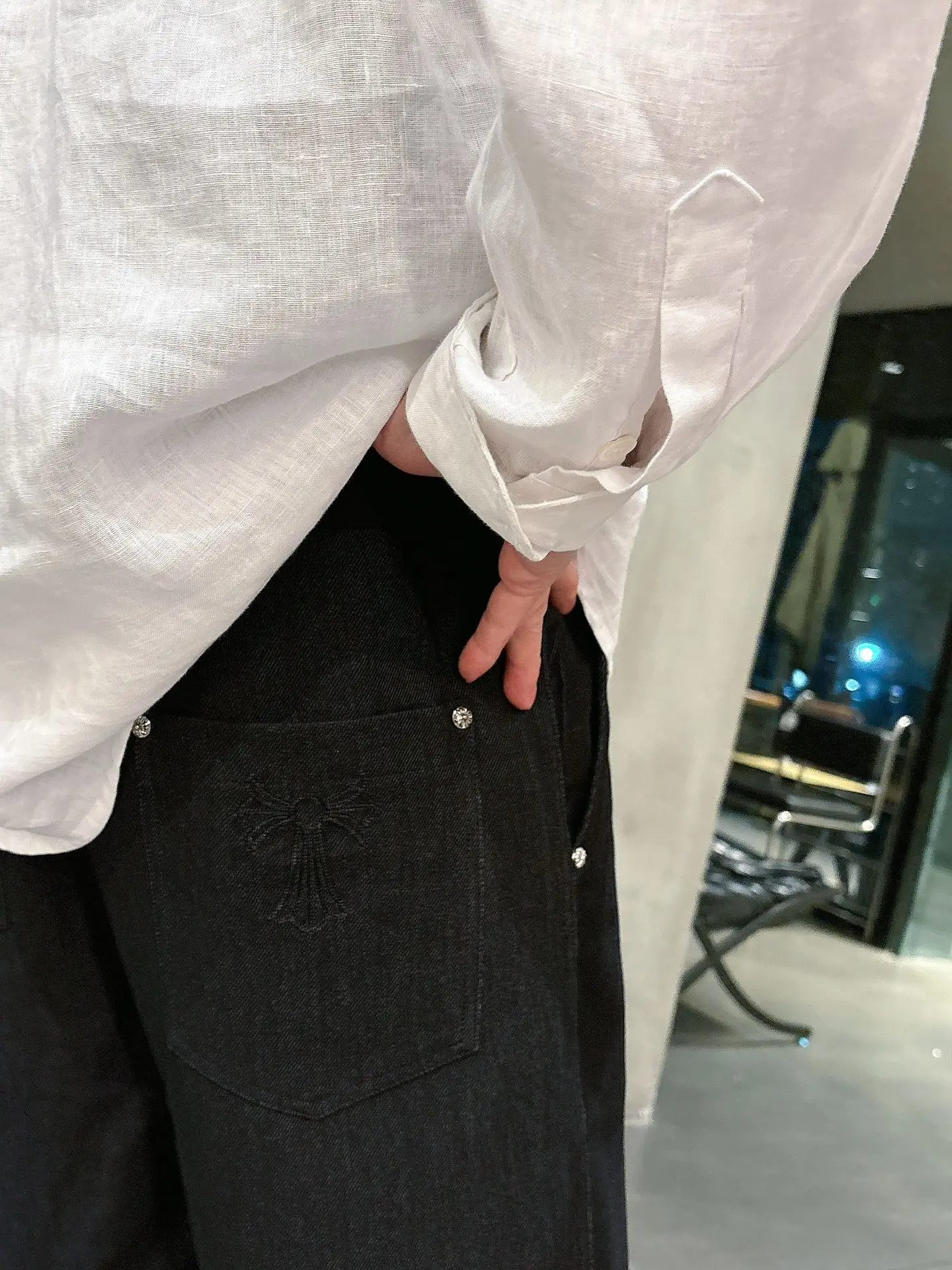 Embroidered Logo Denim Shorts D18011439 — view 9