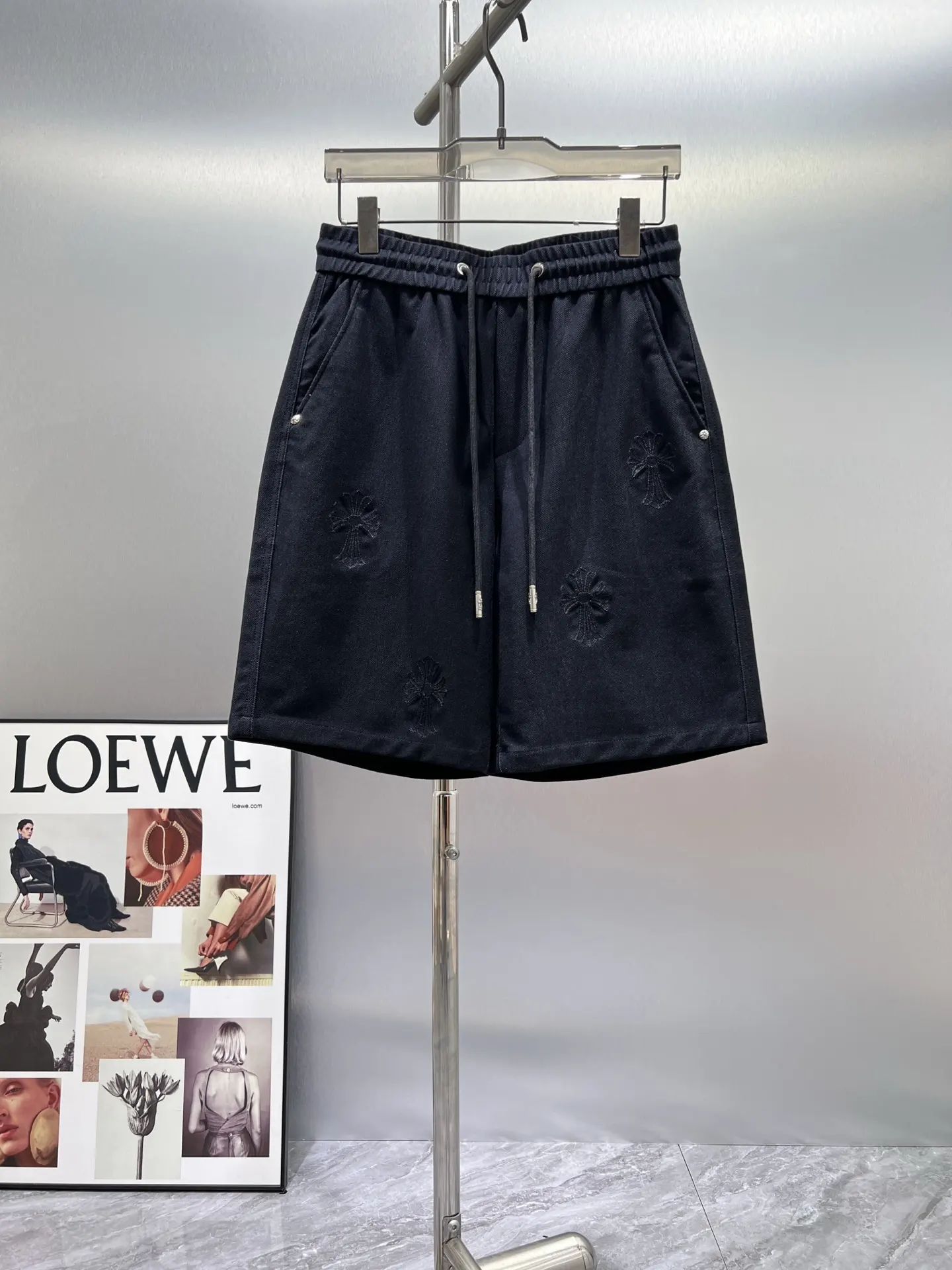 Embroidered Logo Denim Drawstring Shorts D21012409