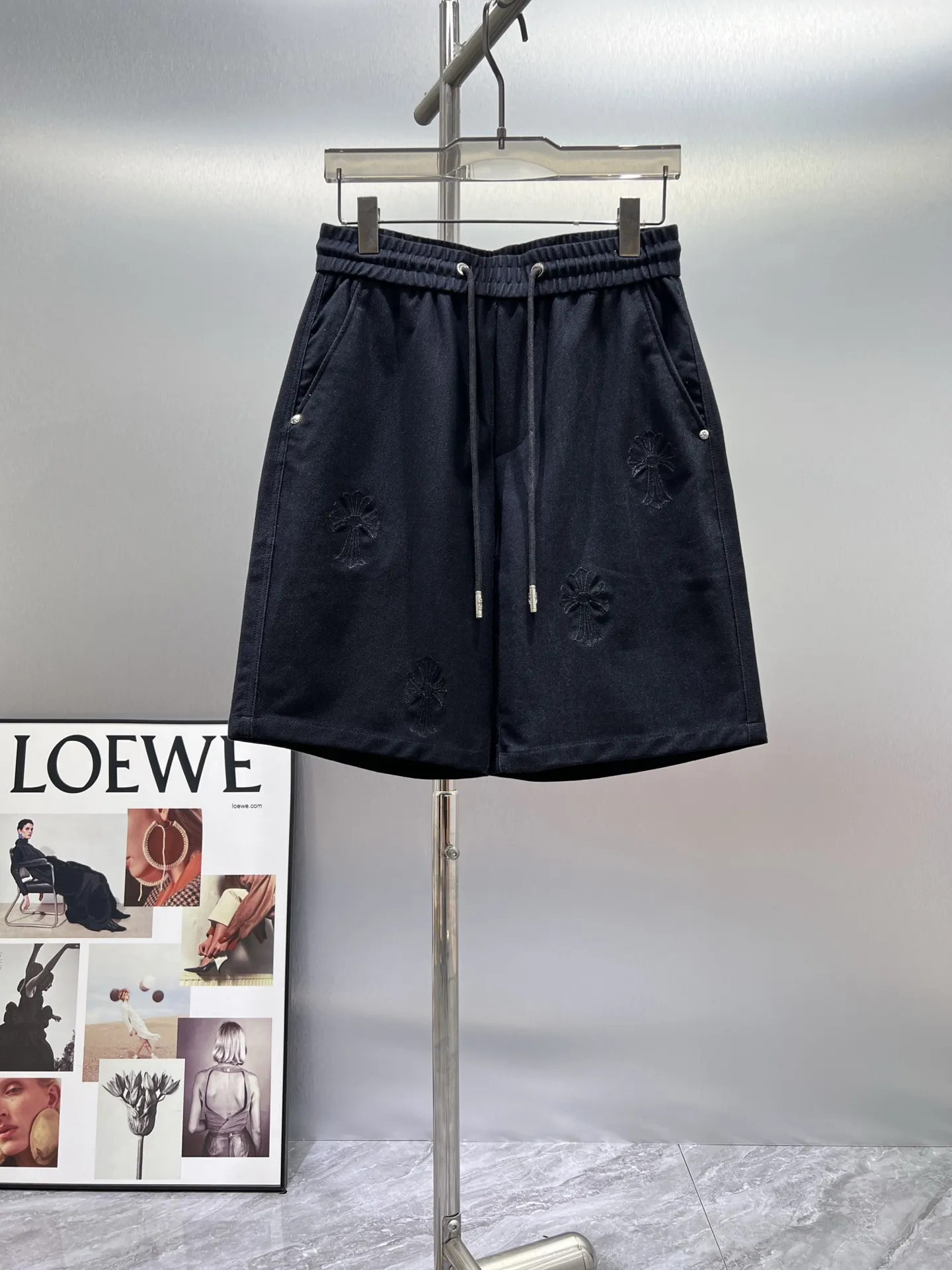 Embroidered Logo Denim Drawstring Shorts D21012409