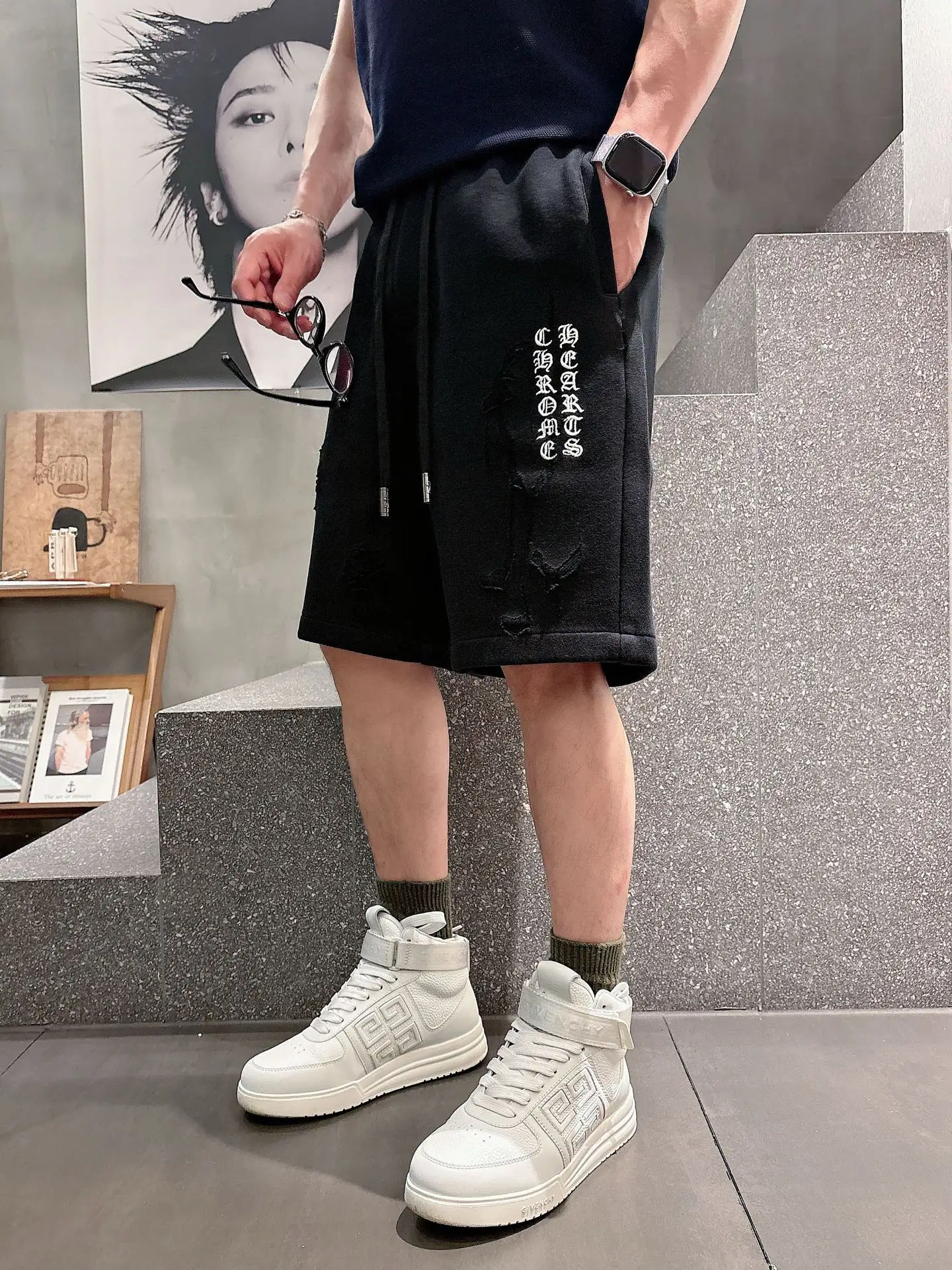 Logo-Embroidered Burnout Jersey Shorts D18011435 — view 5