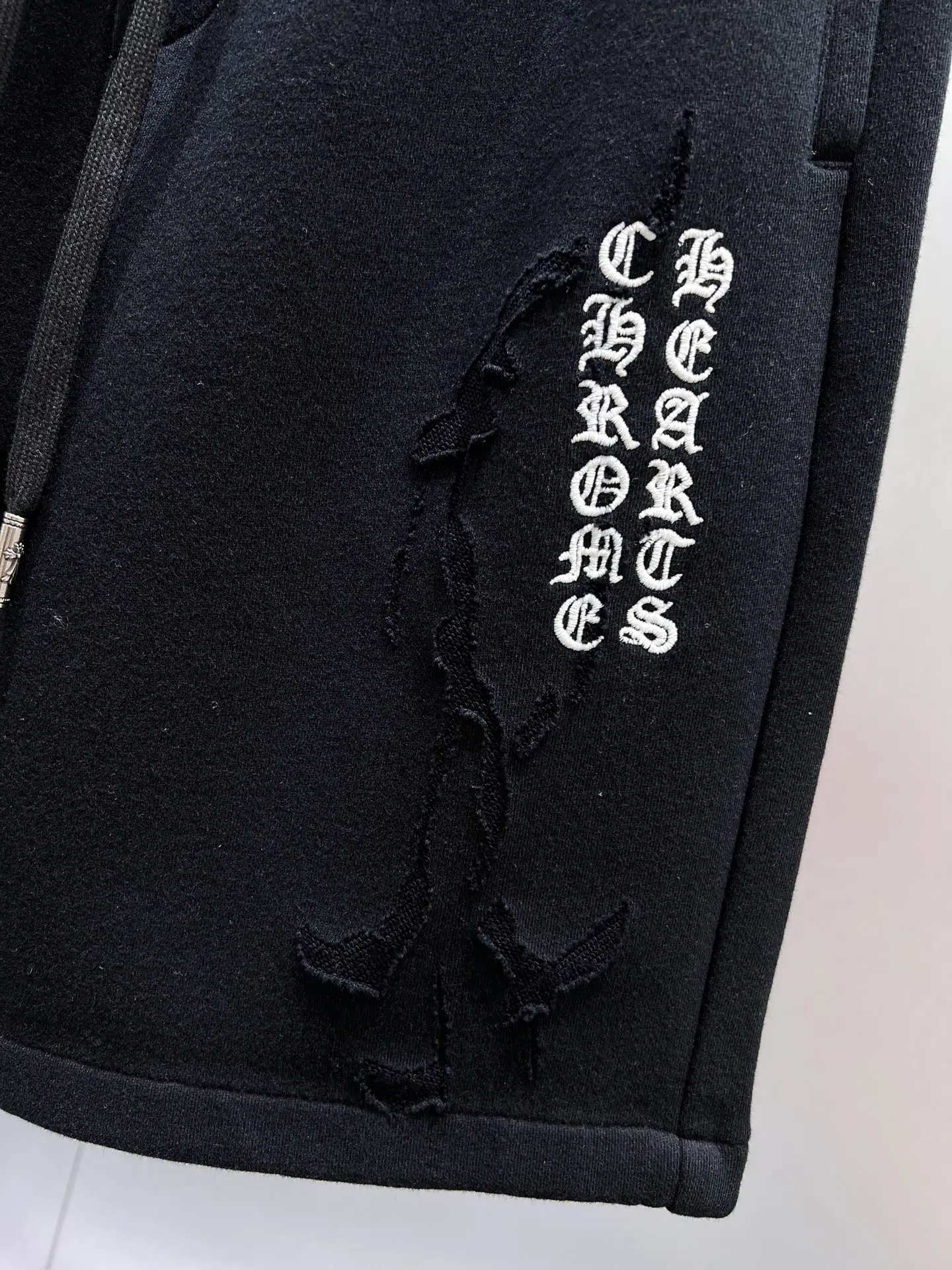 Embroidered Logo Cotton-Jersey Shorts D21012405 — view 6