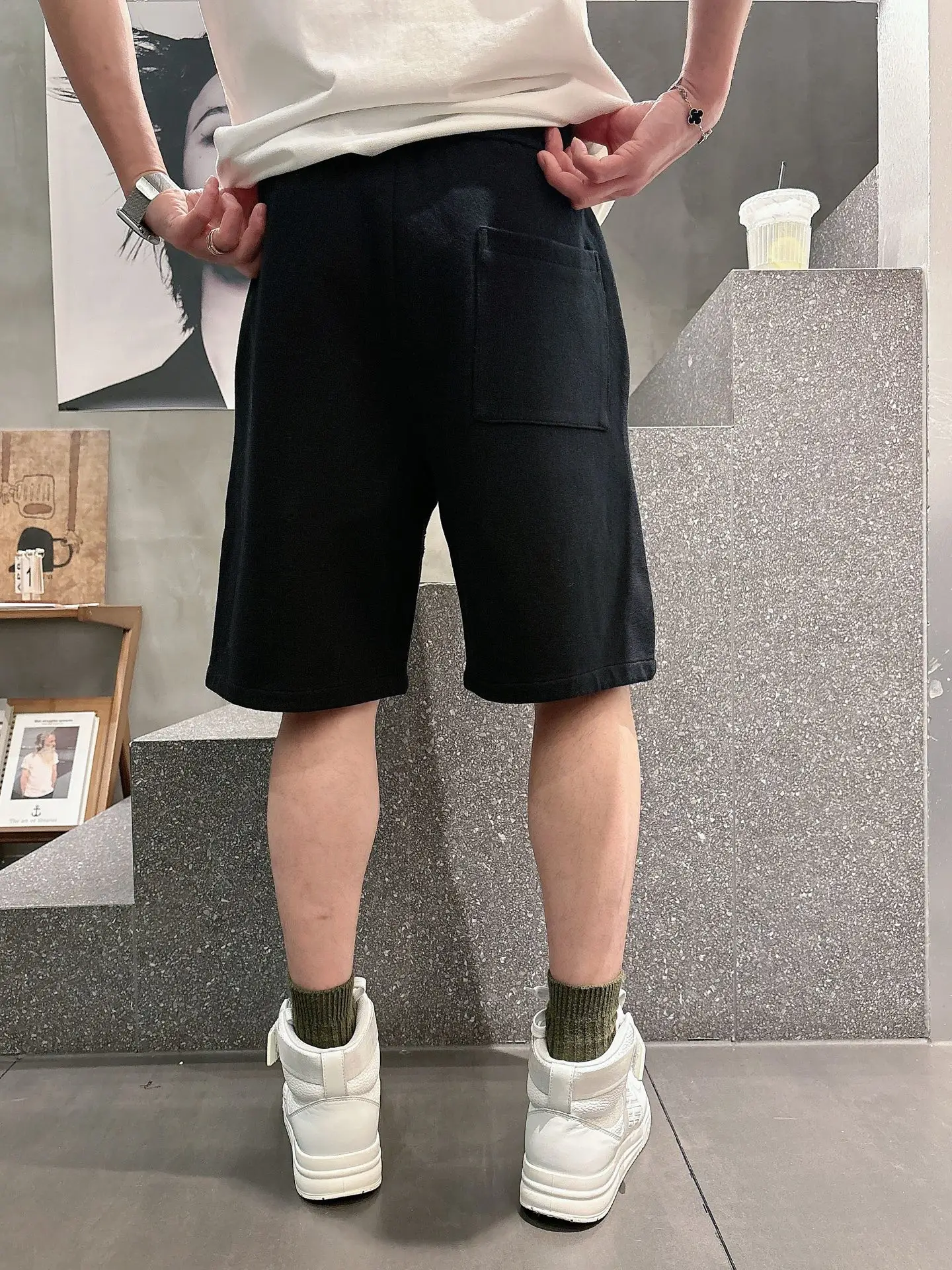 Laser-Cut Logo Cotton Jersey Shorts D18011433 — view 2