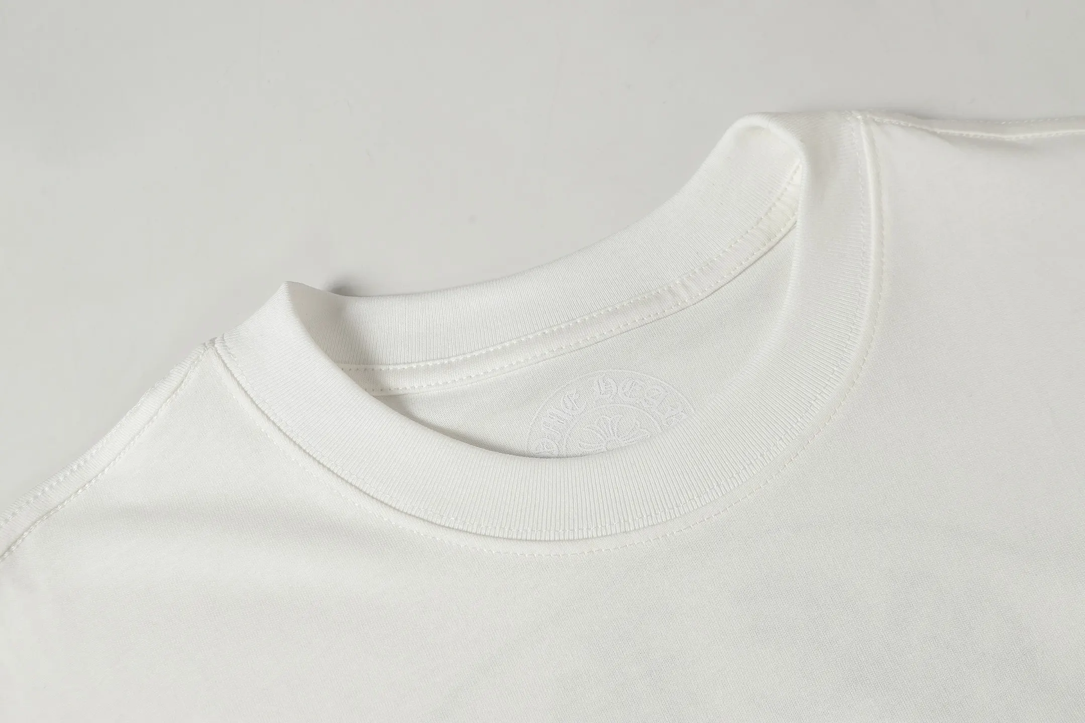 Horseshoe Logo Pocket T-Shirt D9014029 — view 4