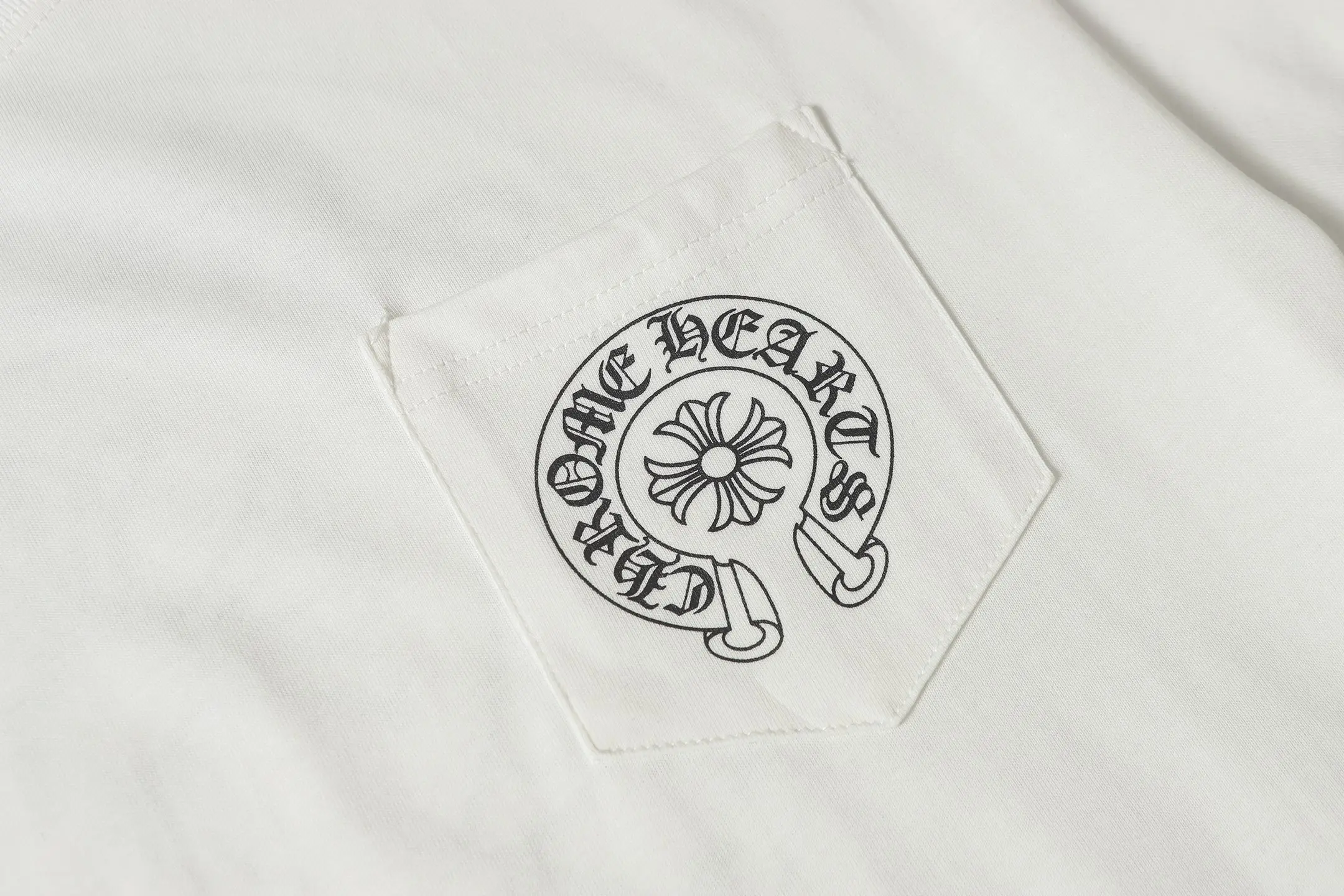 Horseshoe Logo Pocket T-Shirt D9014029 — view 6