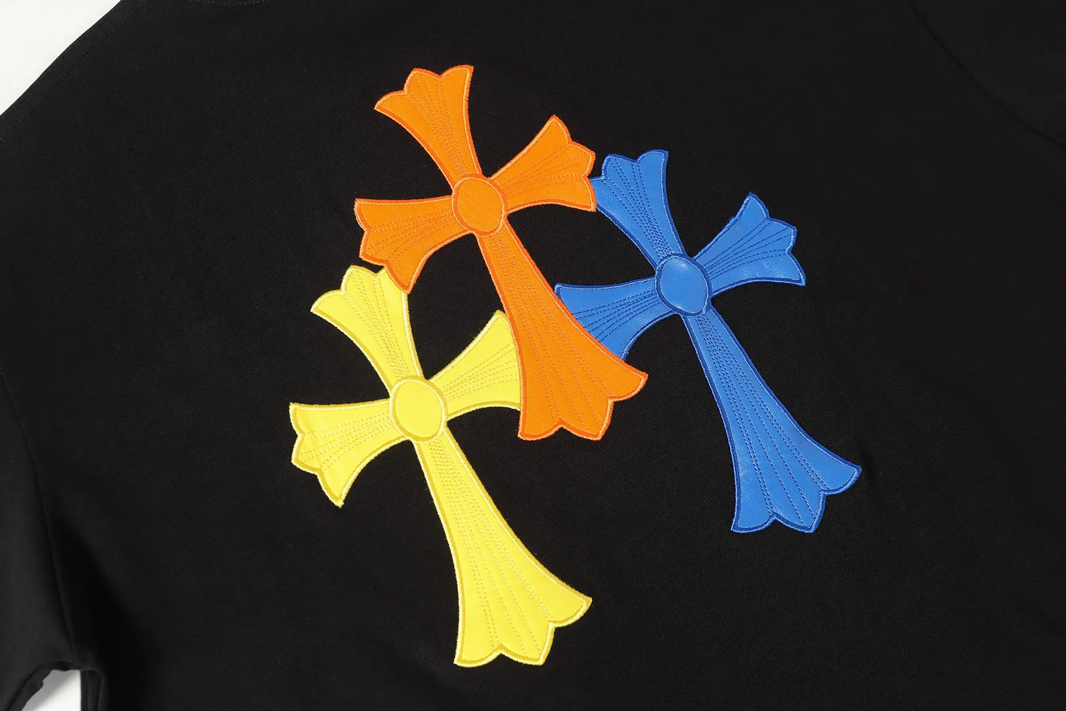 Multi-Color Cross Patch Cotton T-Shirt D10513952 — view 10