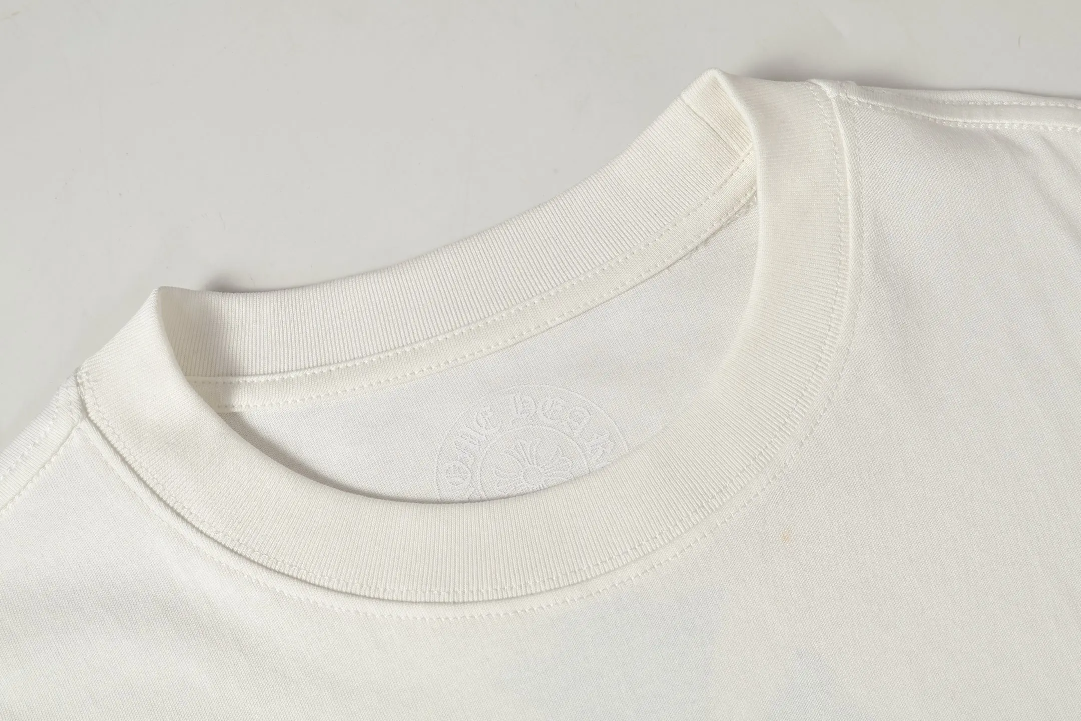 Cross Print Cotton Pocket T-Shirt D9513962 — view 4