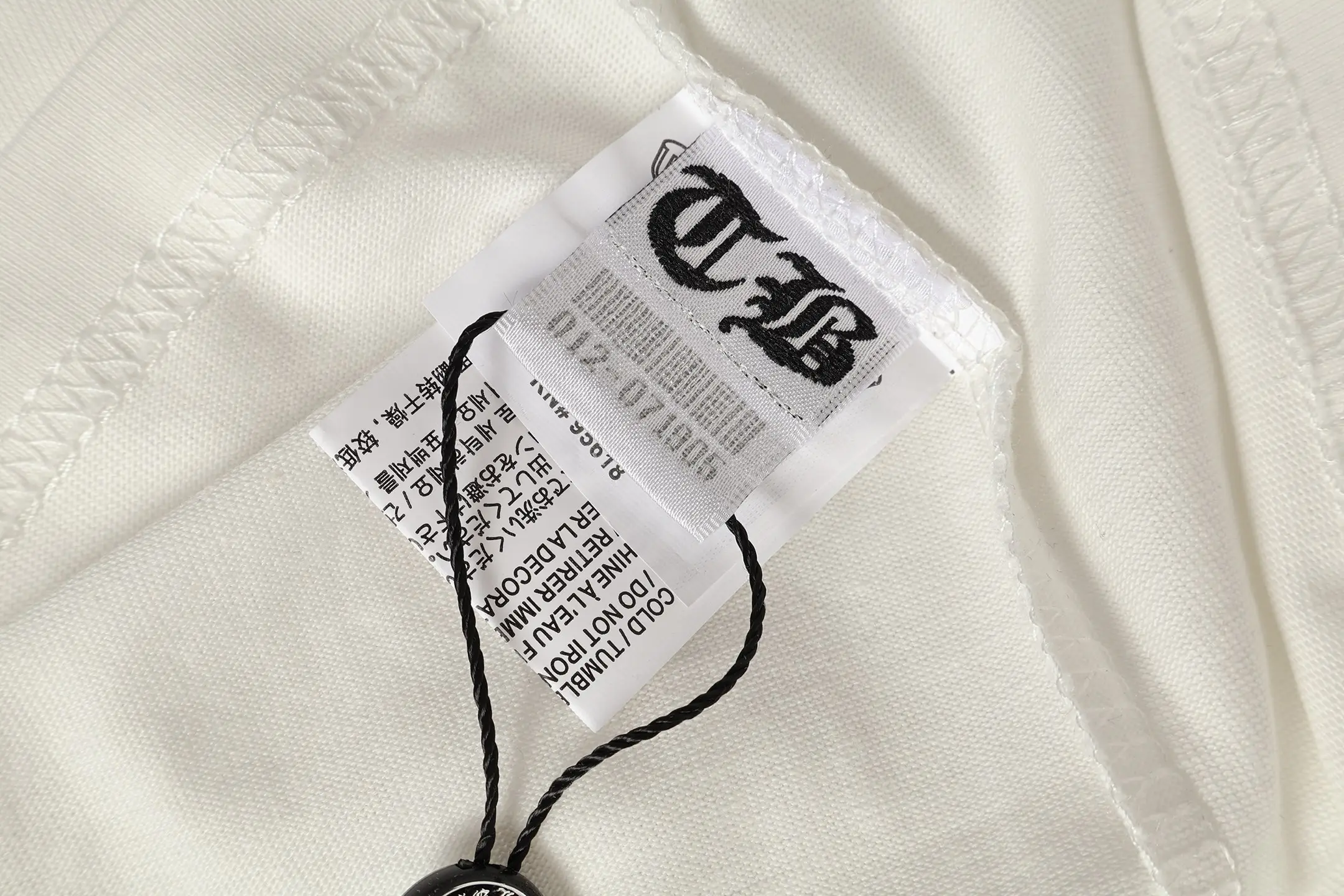 Cross Print Cotton Pocket T-Shirt D9513962 — view 13