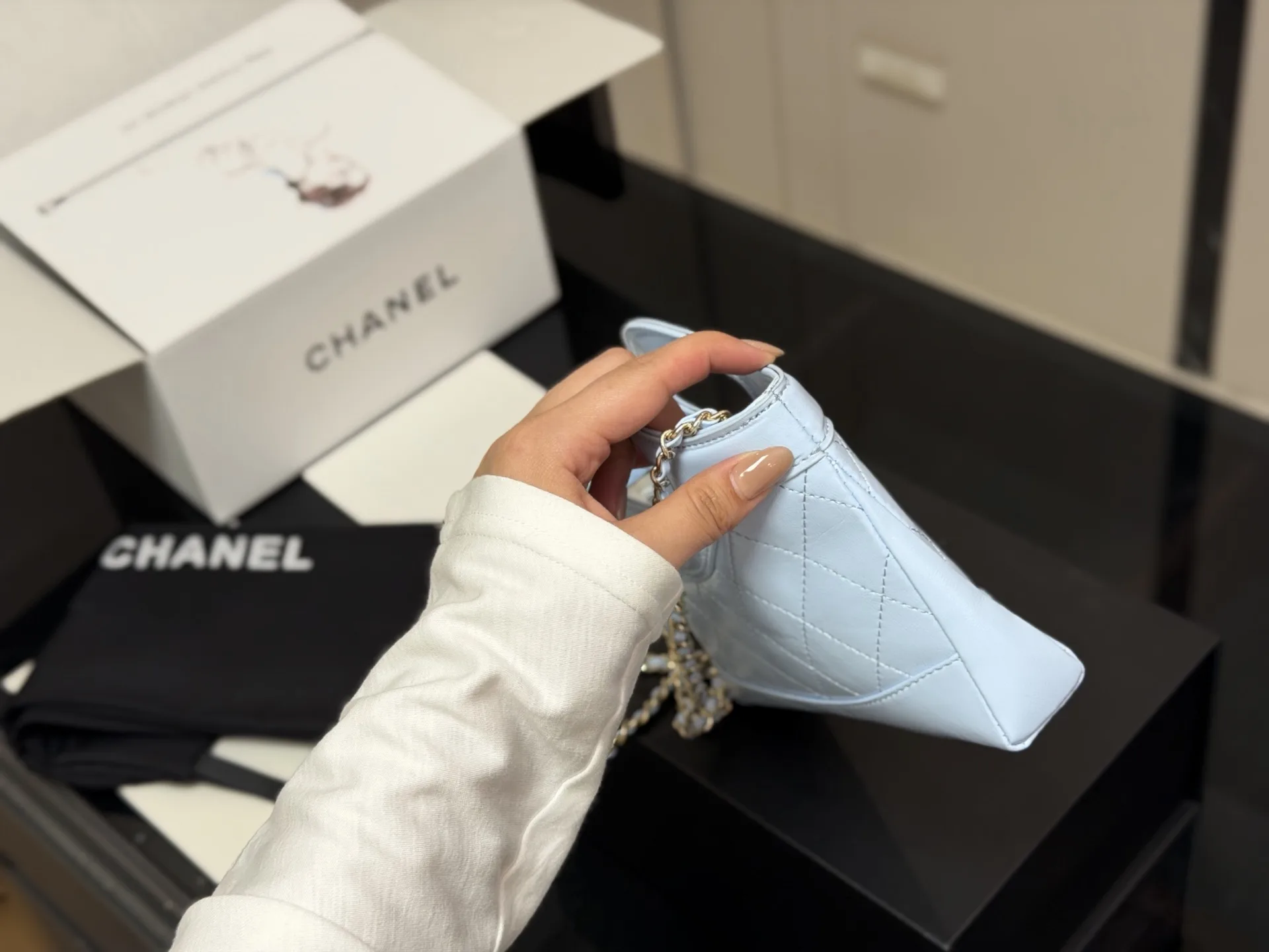 Chanel 31 Mini Top-Handle Bag D26017947 — view 6