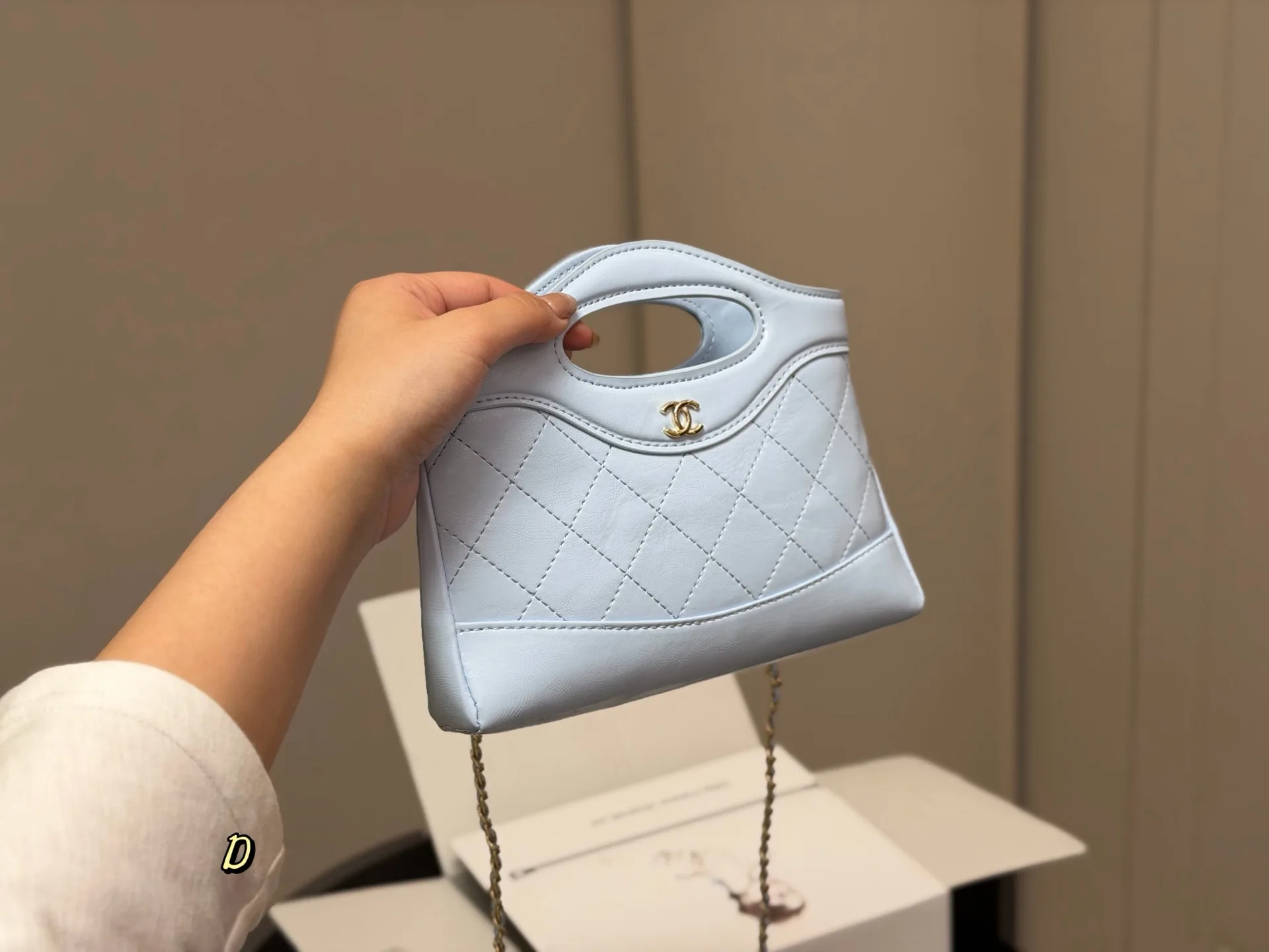 Chanel 31 Mini Top-Handle Bag D26017947 — view 9