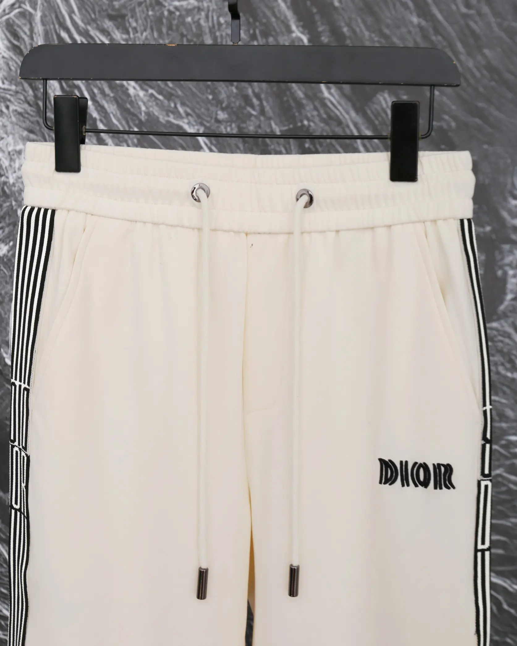 Logo-Embroidered Taped Sweatpants D19513333 — view 3