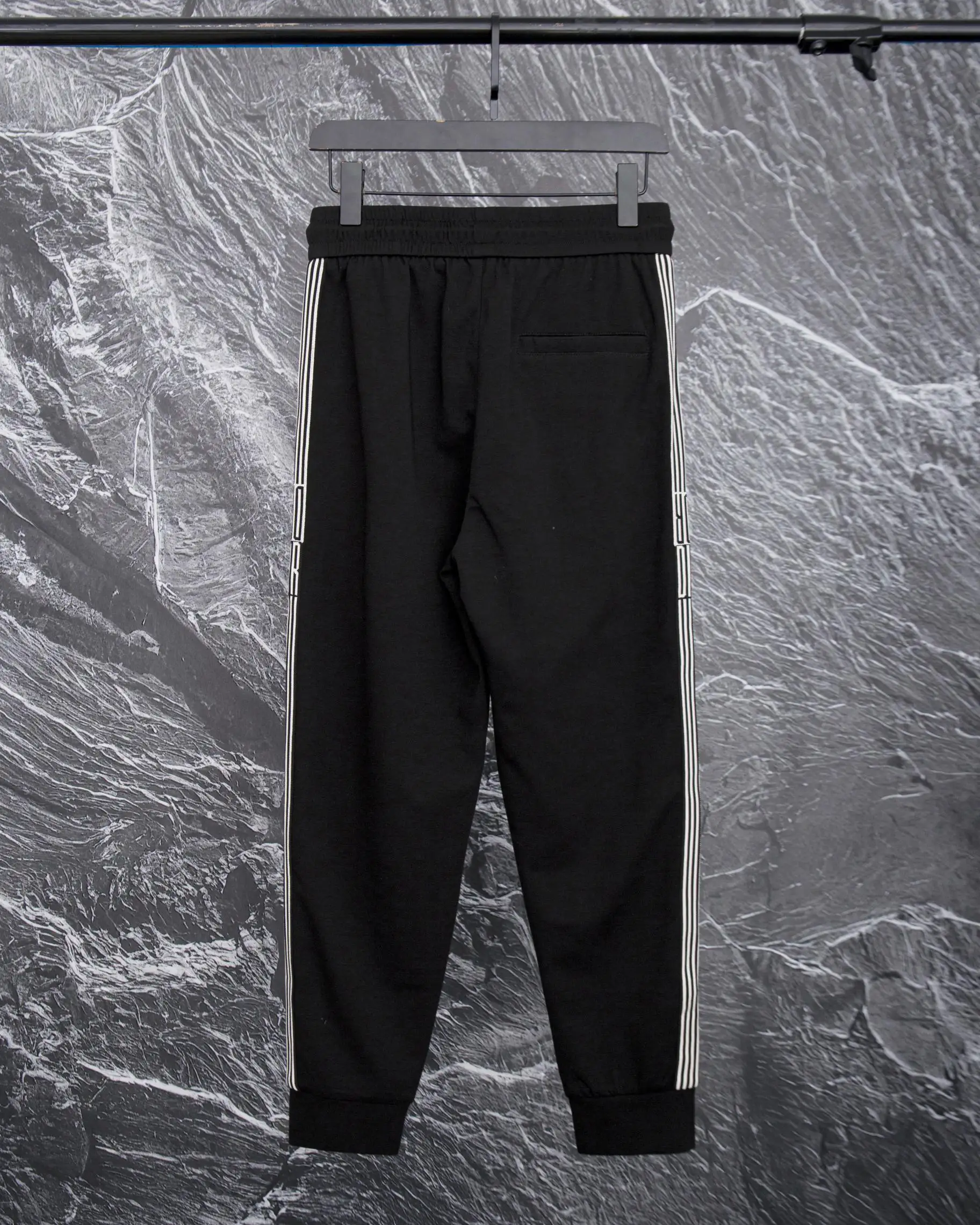 Logo-Embroidered Taped Sweatpants D19513332 — view 2