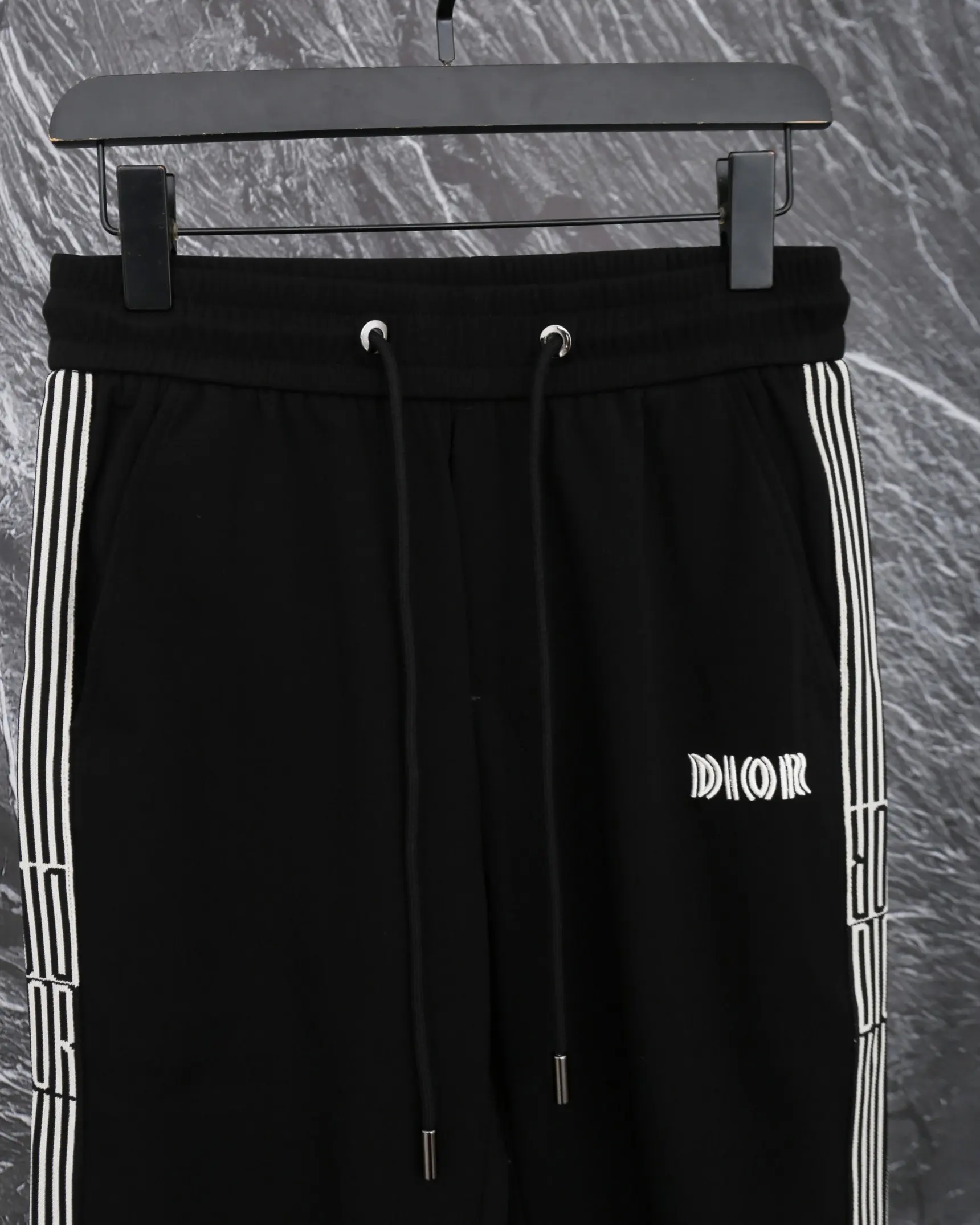 Logo-Embroidered Taped Sweatpants D19513332 — view 3