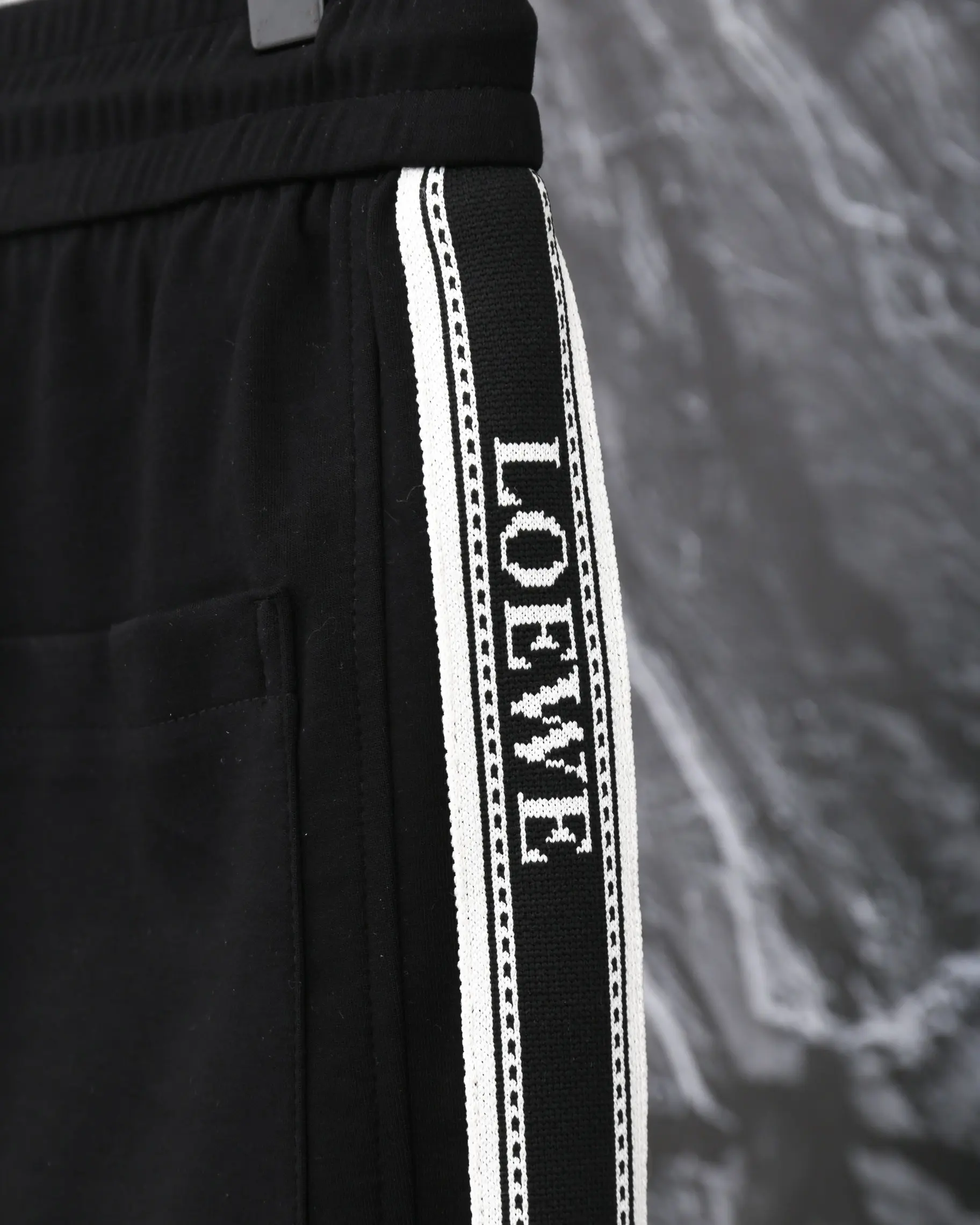 Logo-Embroidered Side-Stripe Sweatpants D20013325 — view 7