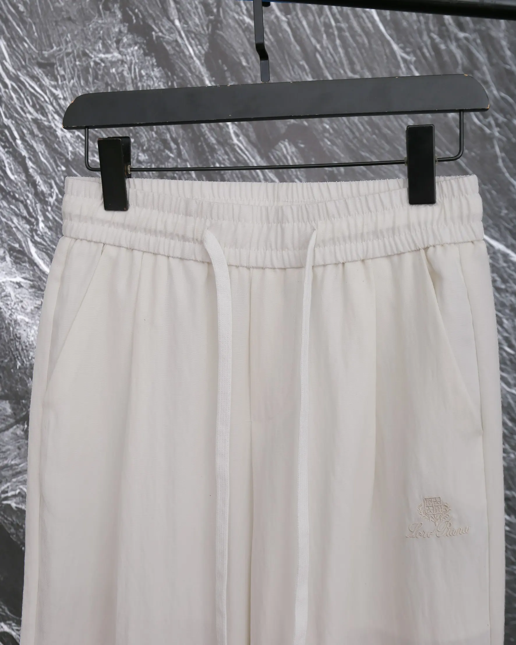 Embroidered Logo Cotton-Linen Trousers D20513329 — view 3