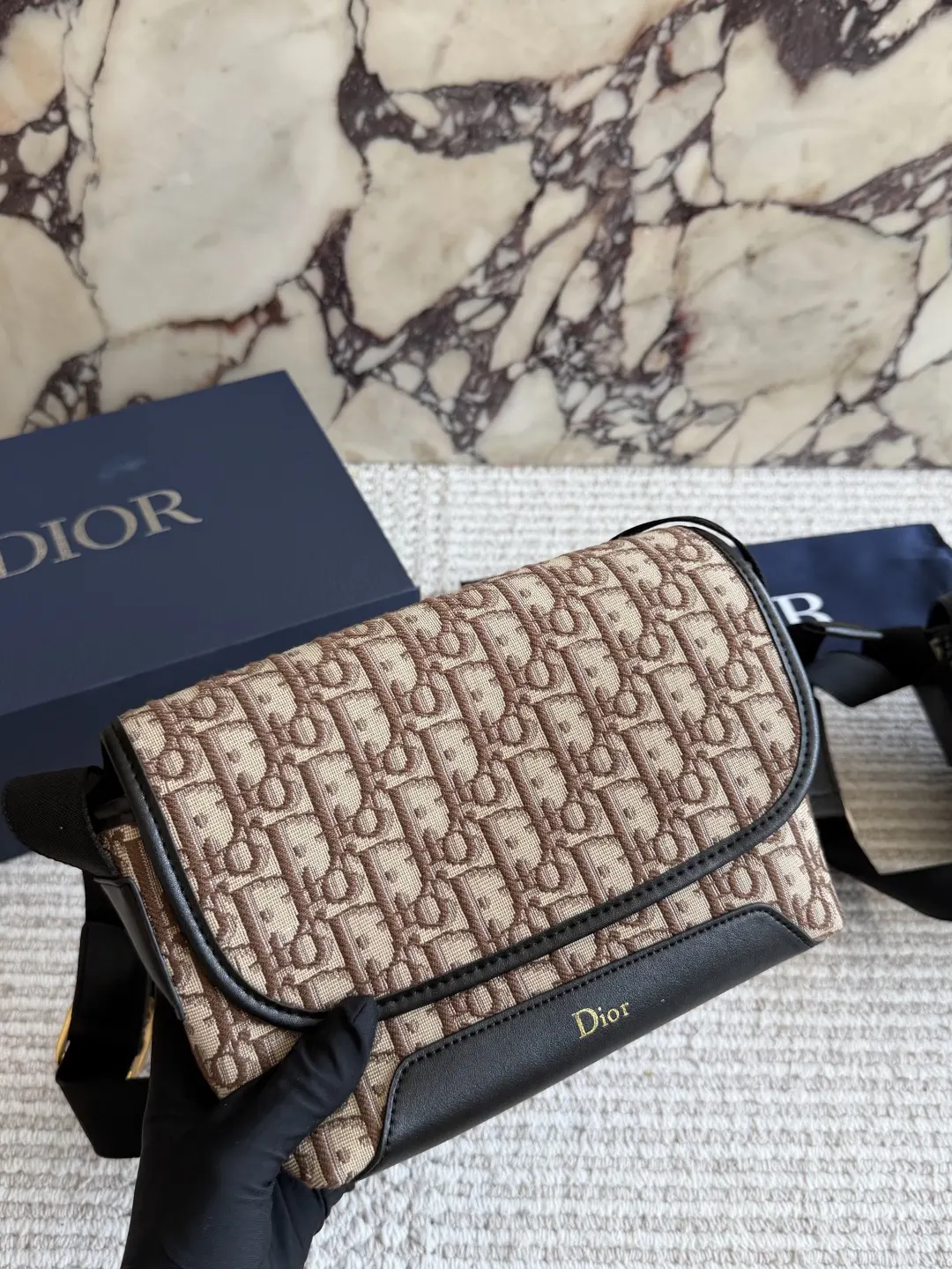 Dior Jett Oblique Messenger Bag D30018336 — view 3