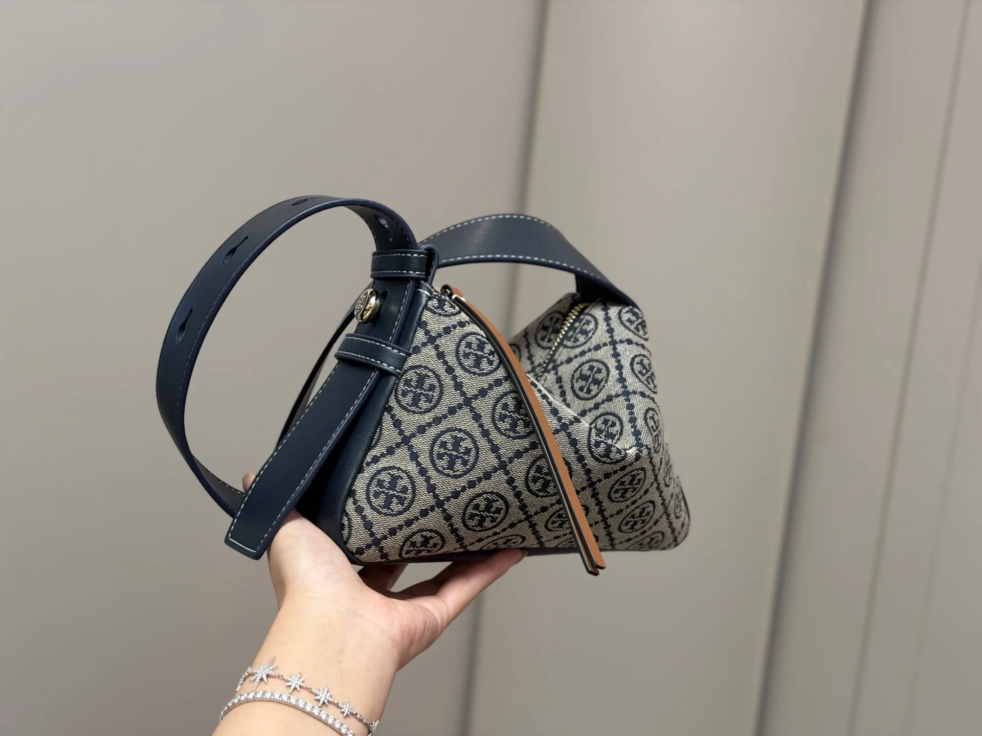 Monogram Canvas Shoulder Bag D30018032 — view 9