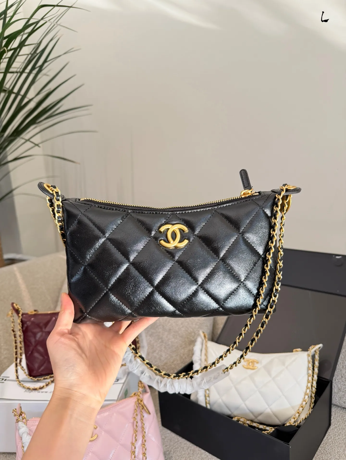 Quilted Lambskin Hobo Bag D30018300 — view 9