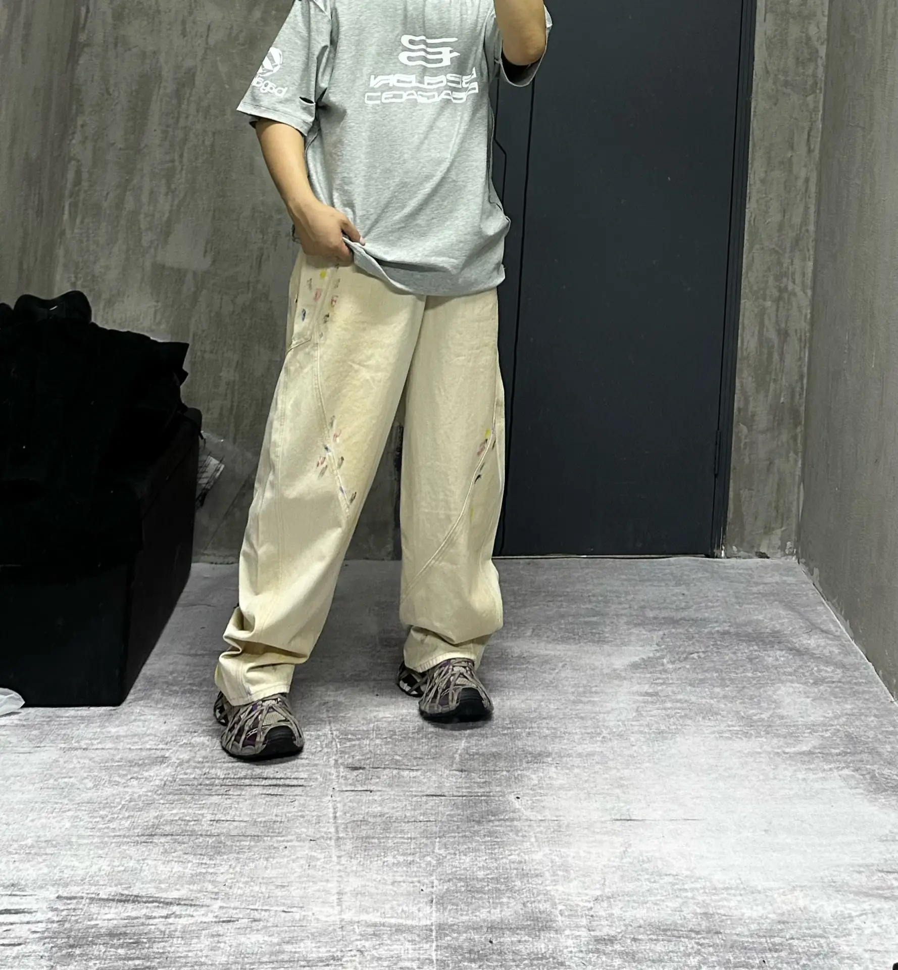 Paint-Splatter Twill Curved-Leg Trousers D20521850