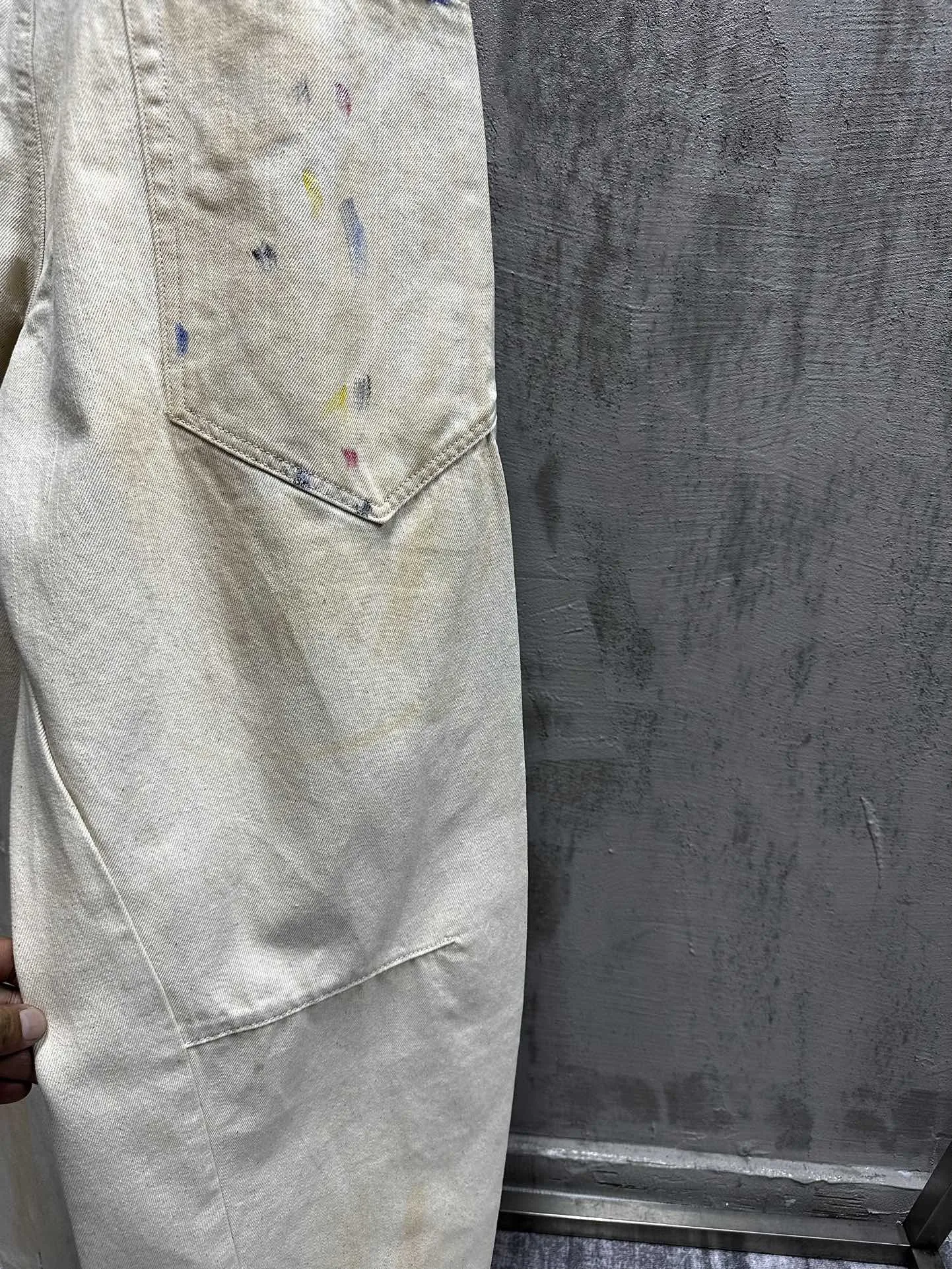 Paint-Splatter Twill Curved-Leg Trousers D20521850 — view 24