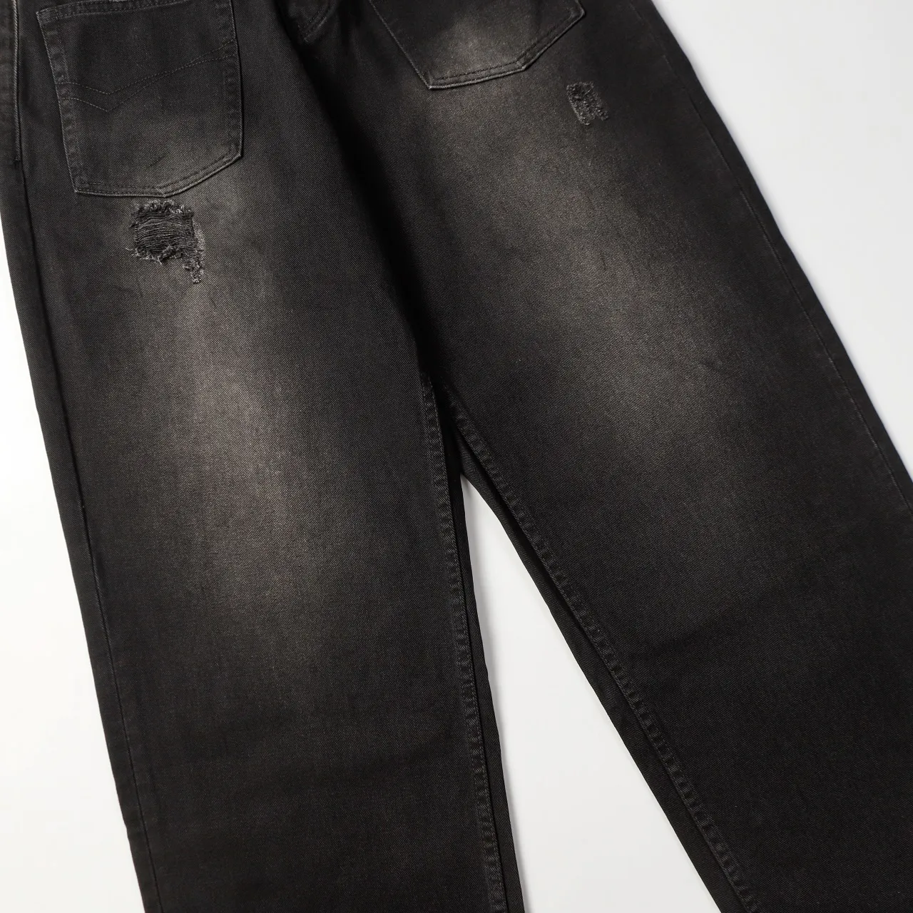 Reversed Pocket Distressed Wide-Leg Jeans D24019935 — view 14