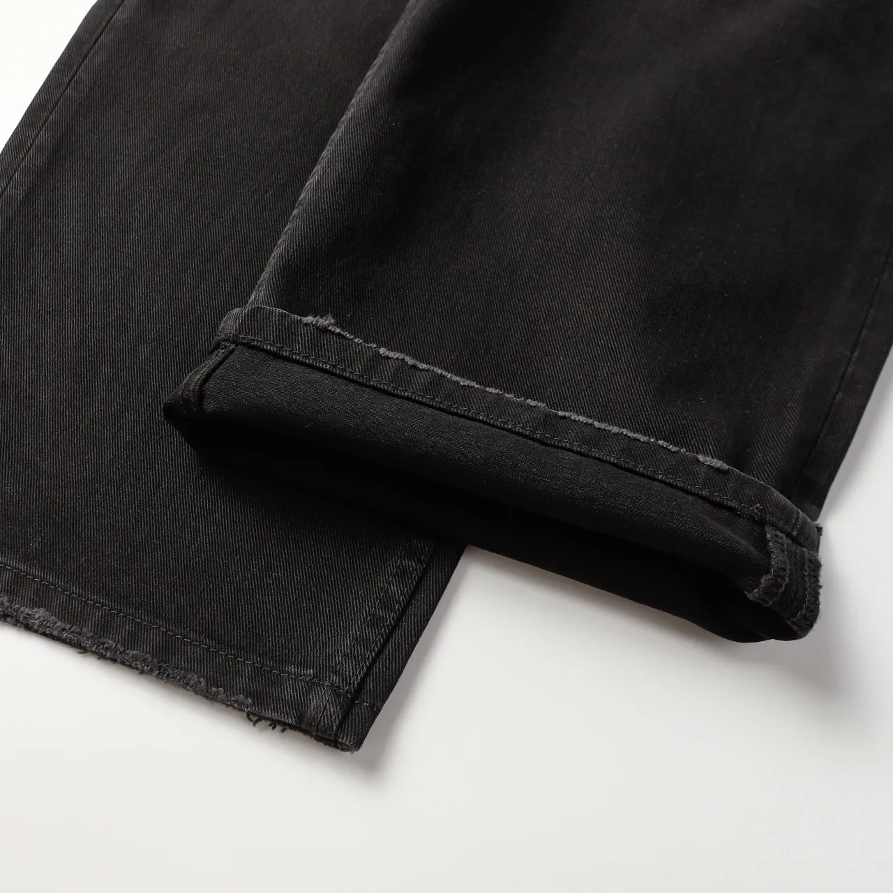 Reversed Pocket Distressed Wide-Leg Jeans D24019935 — view 18