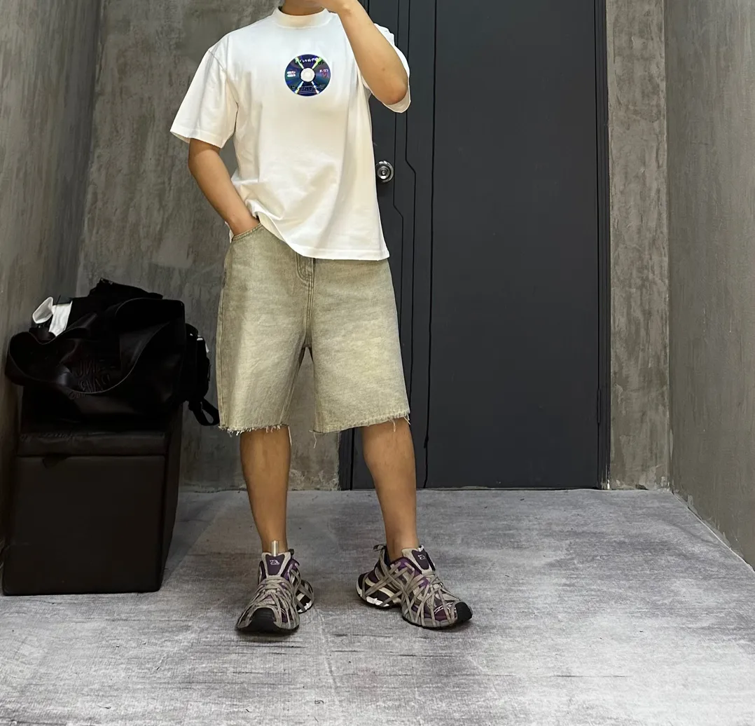 Baggy Inside-Out Washed Denim Shorts D21019932 — view 8