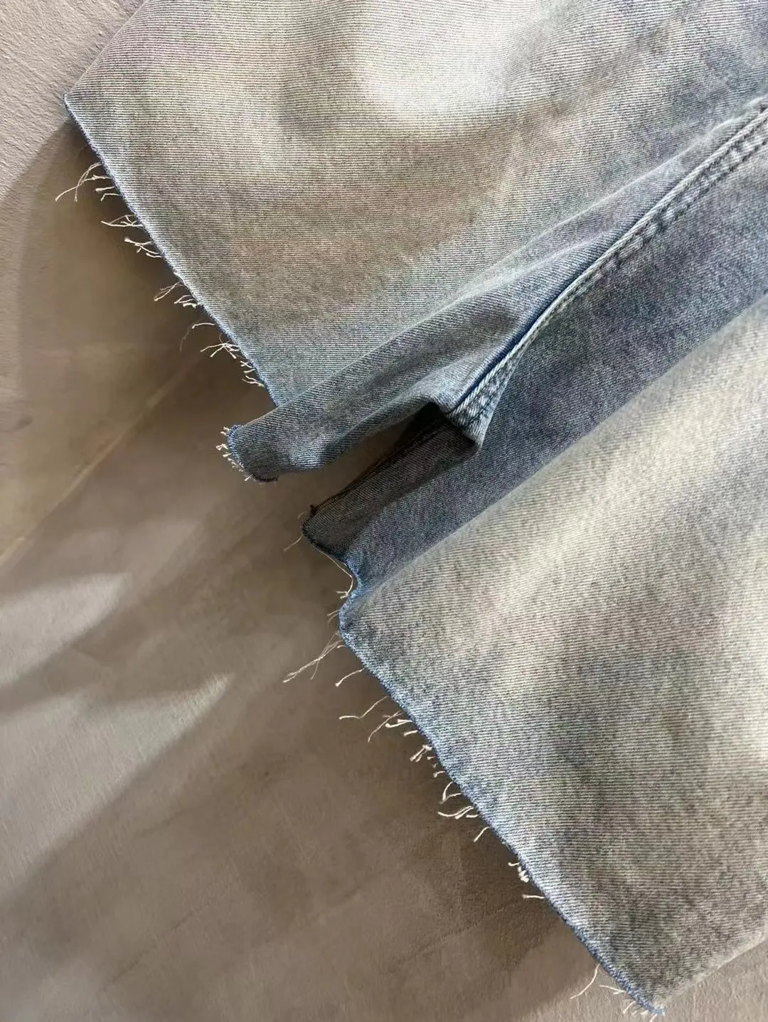 Baggy Washed Denim Shorts D21519929 — view 20
