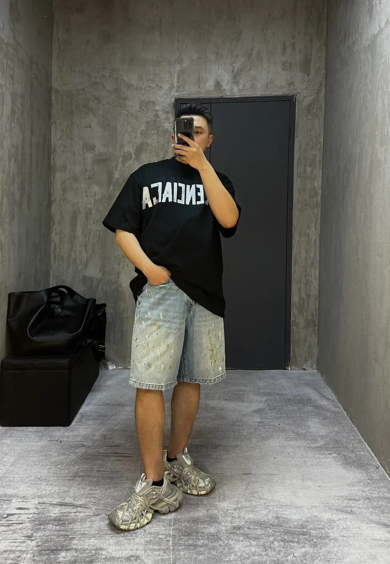 Acne Studios Distressed Paint-Splatter Denim Shorts D22519928 — view 5