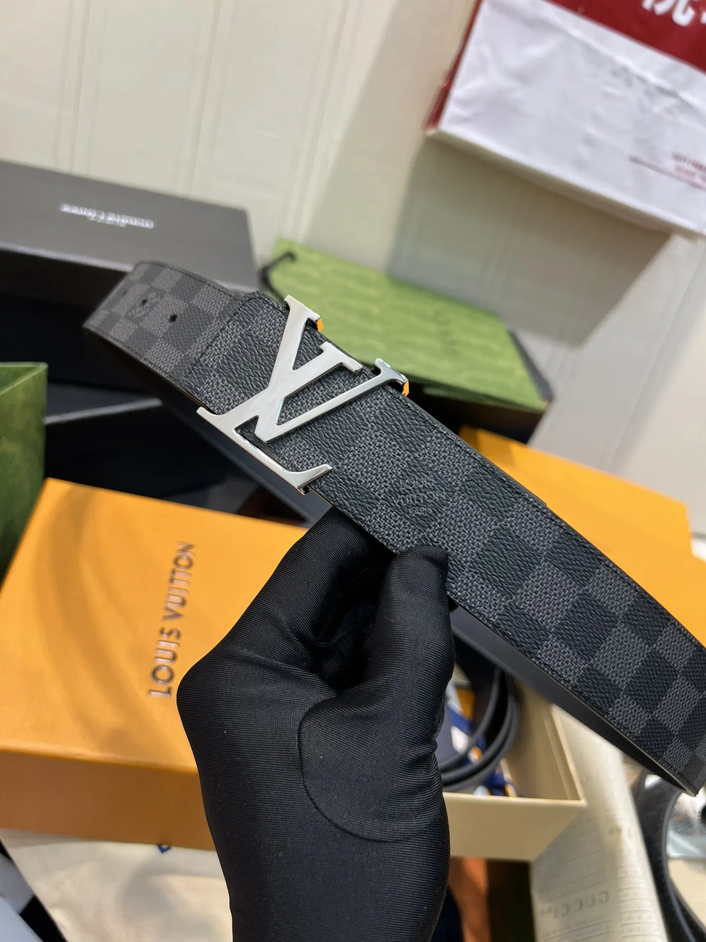 Louis Vuitton Damier Graphite Reversible Belt D30517963 — view 2