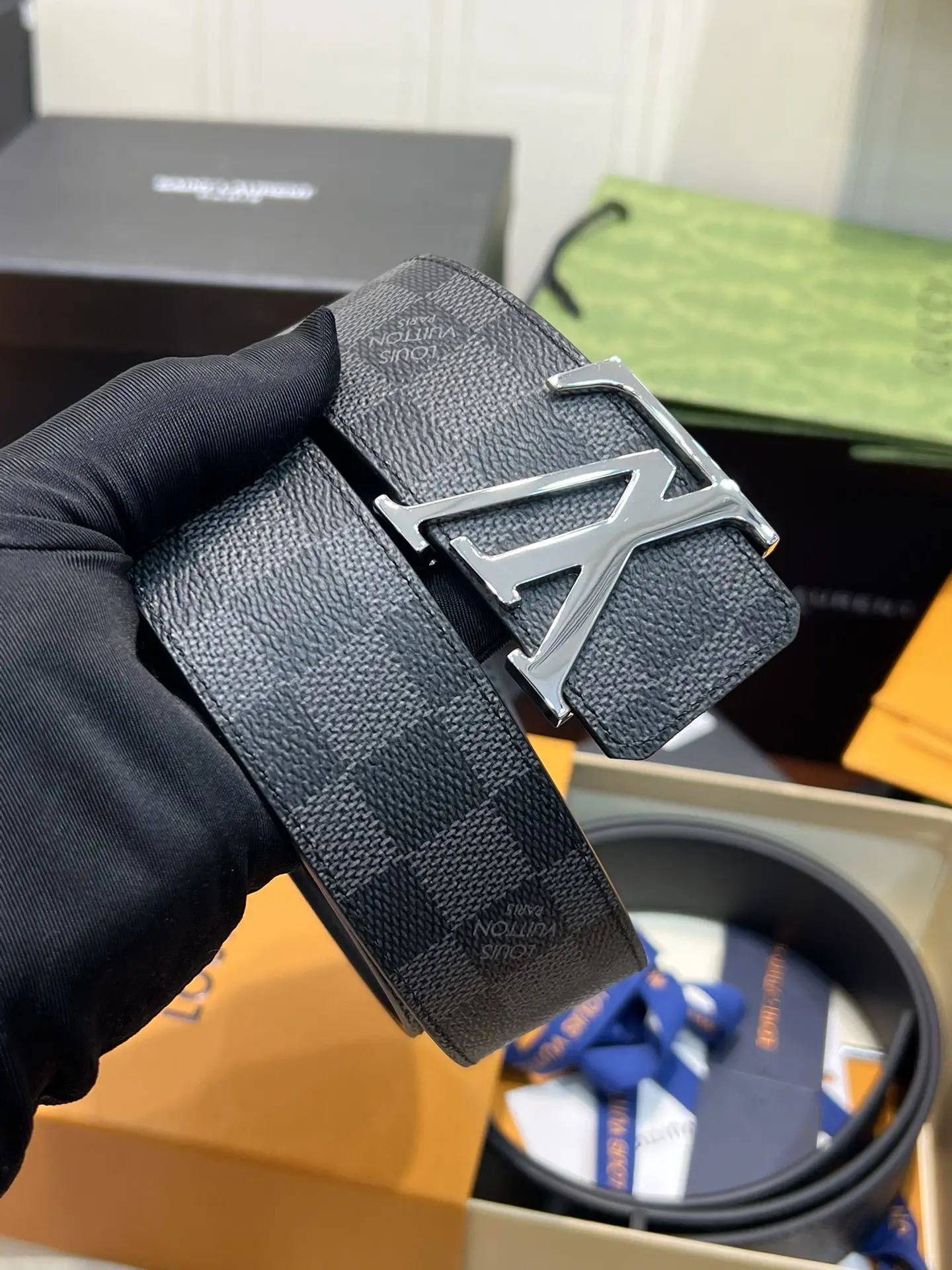 Louis Vuitton Damier Graphite Reversible Belt D30517963 — view 7
