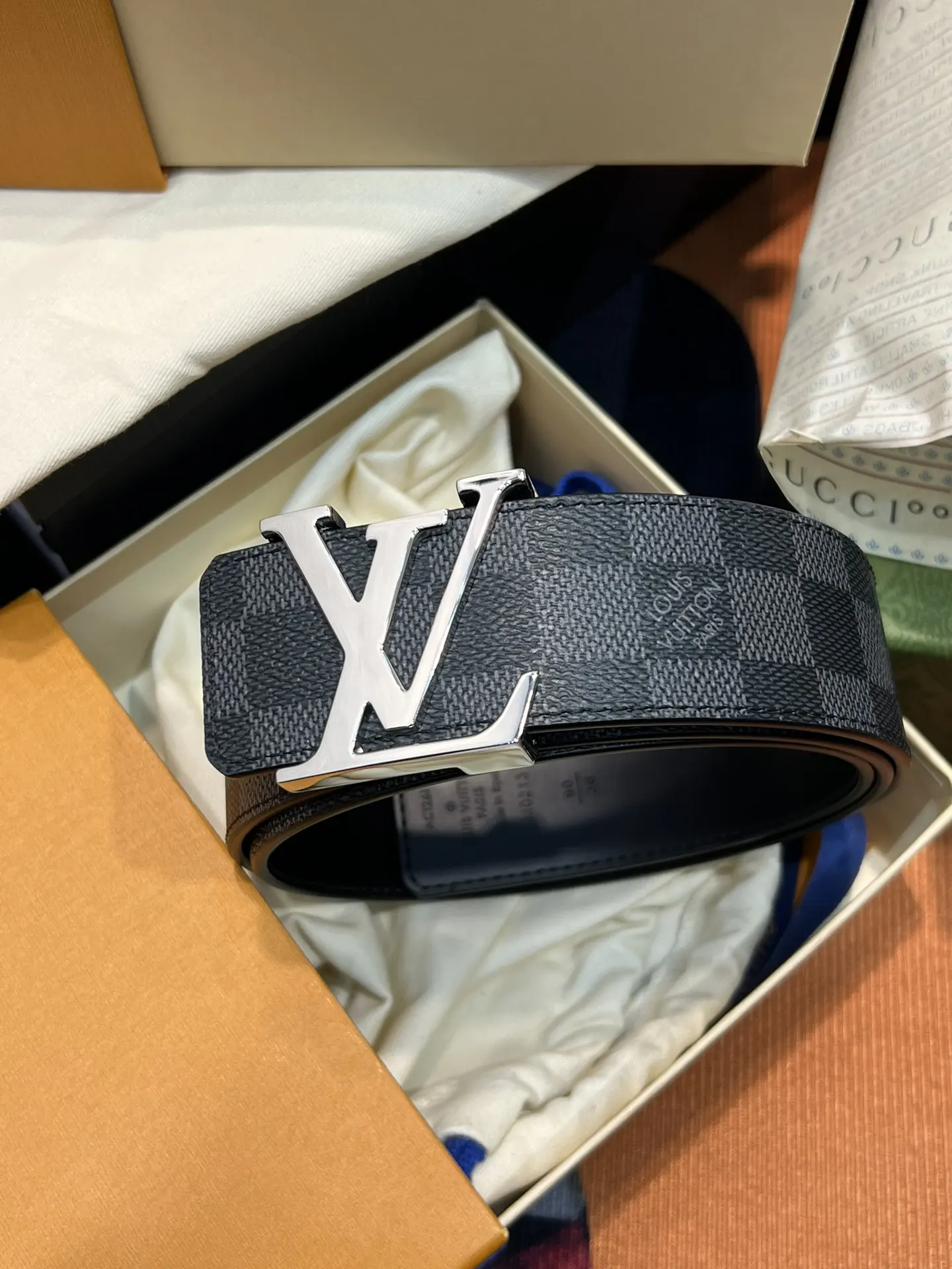 Louis Vuitton Damier Graphite Reversible Belt D30517963 — view 8