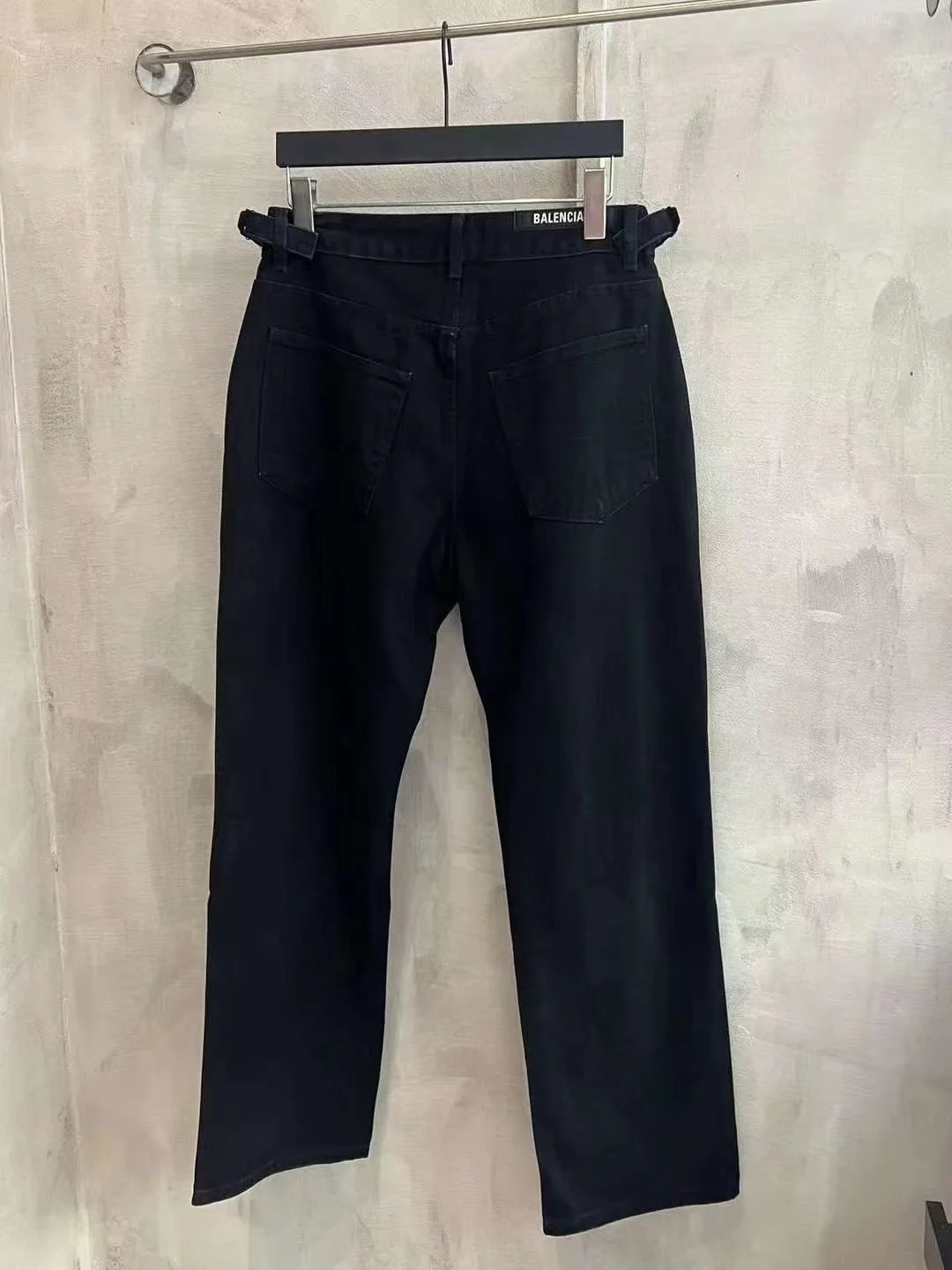 Busted Knee Straight-Leg Jeans D20021846 — view 19