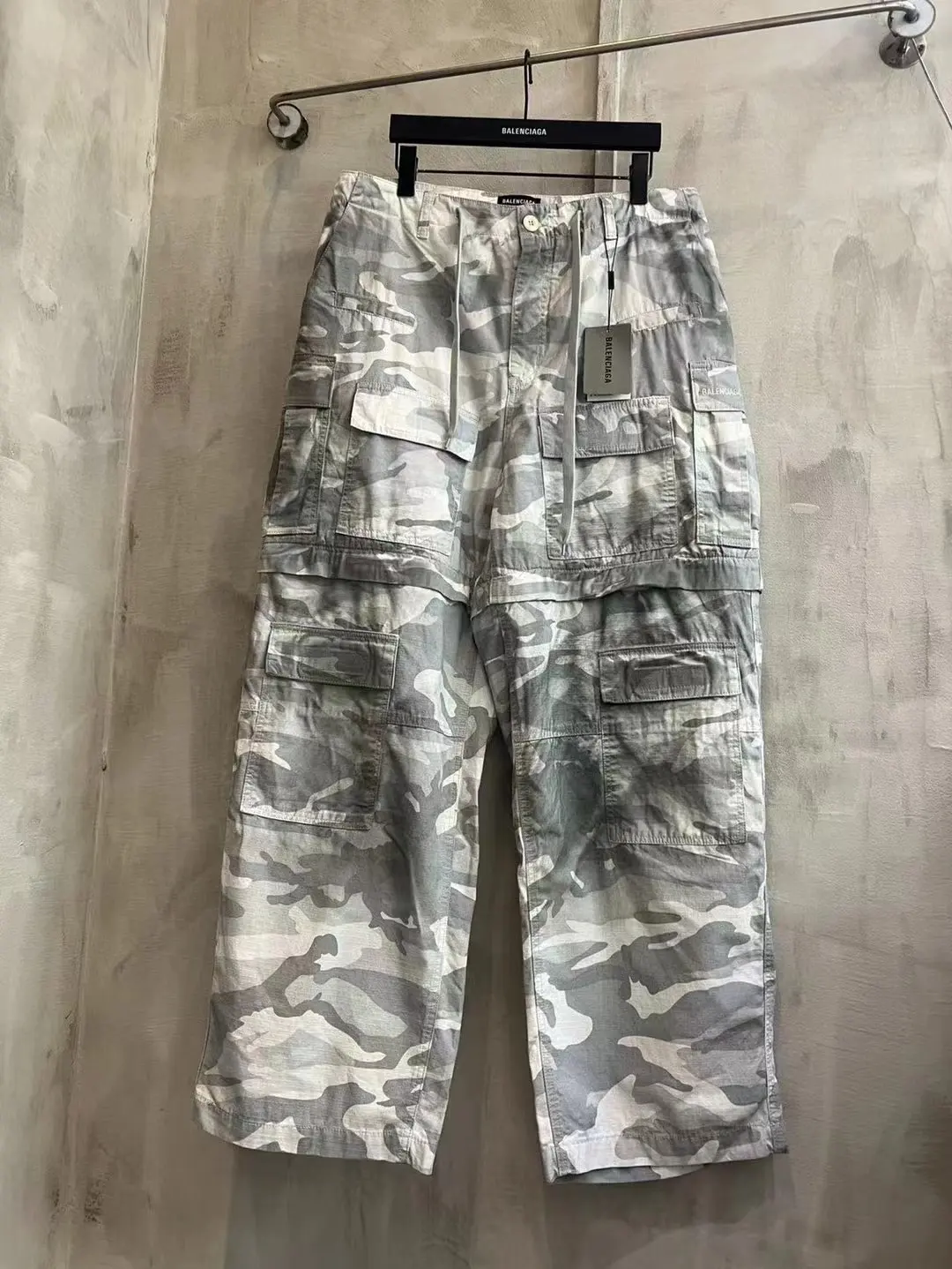 Balenciaga Hand-Painted Camouflage Cargo Trousers D23521845 — view 17
