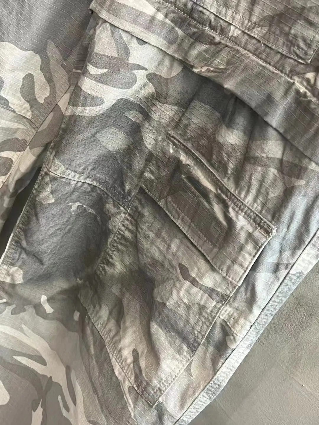 Balenciaga Hand-Painted Camouflage Cargo Trousers D23521845 — view 22