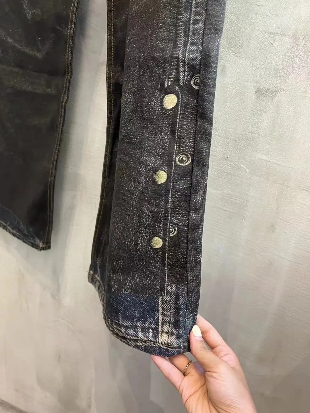 3D Digital Print Wide-Leg Jeans D25019927 — view 21
