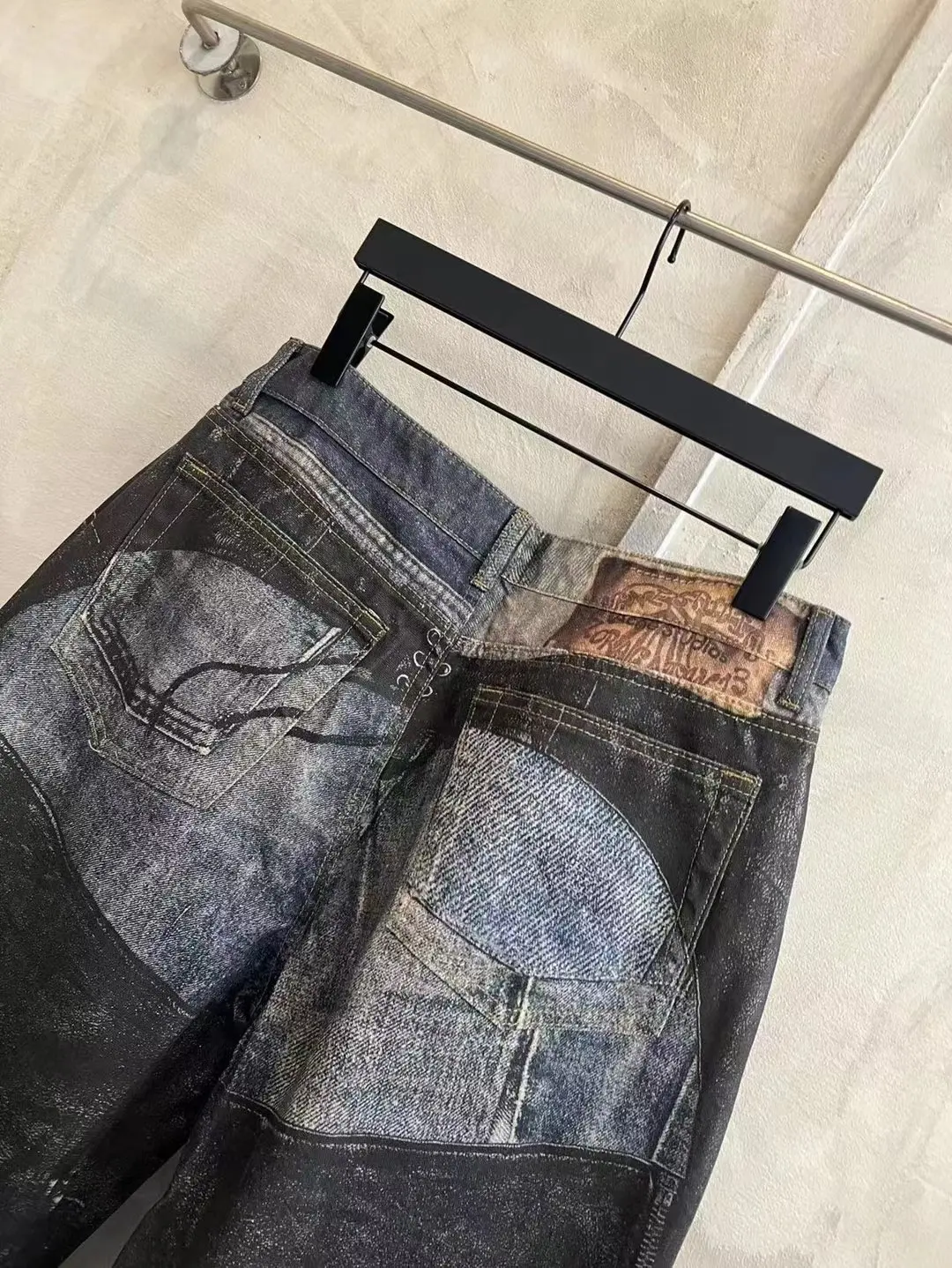 3D Digital Print Wide-Leg Jeans D25019927 — view 22