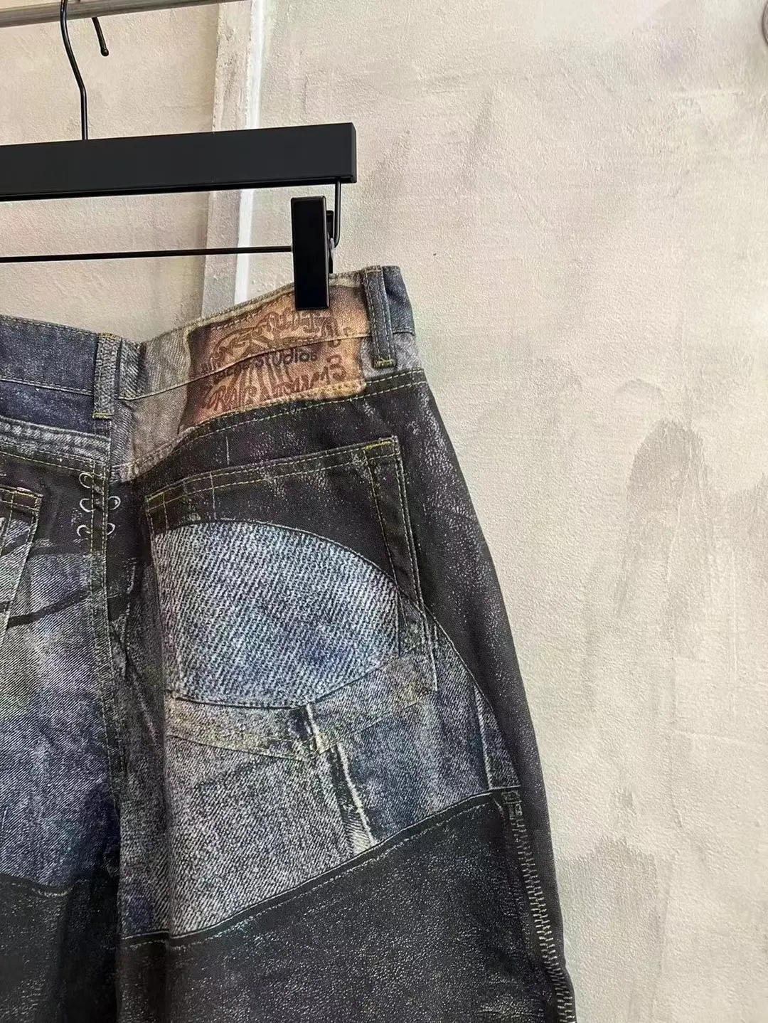 3D Digital Print Wide-Leg Jeans D25019927 — view 23