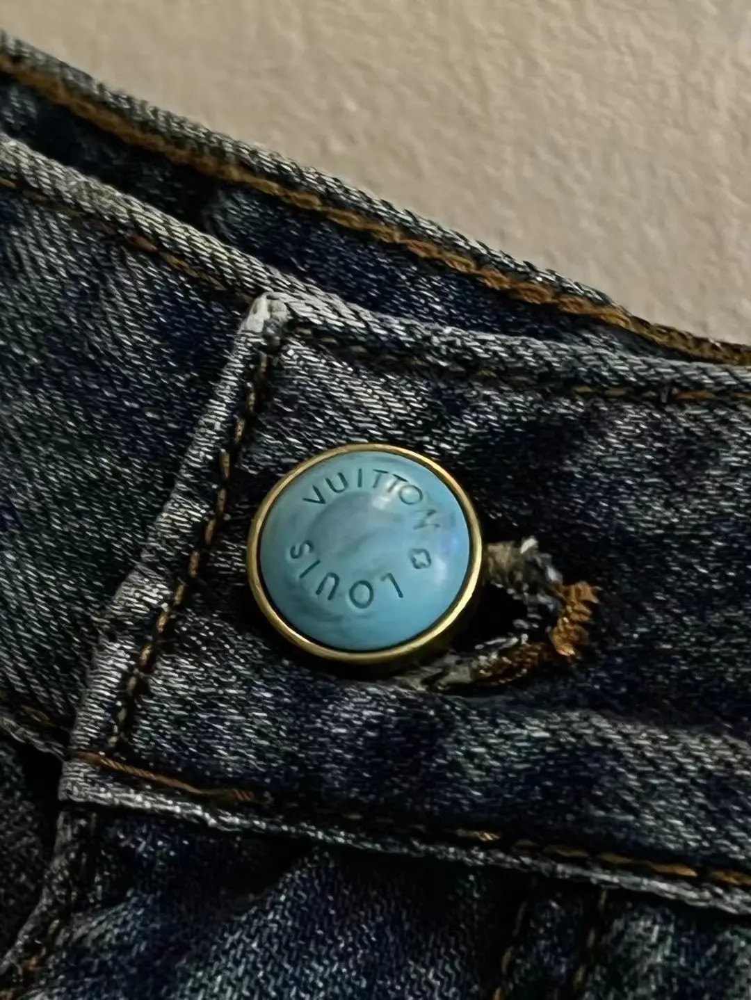 Turquoise Studded Relaxed-Fit Jeans D25519926 — view 8